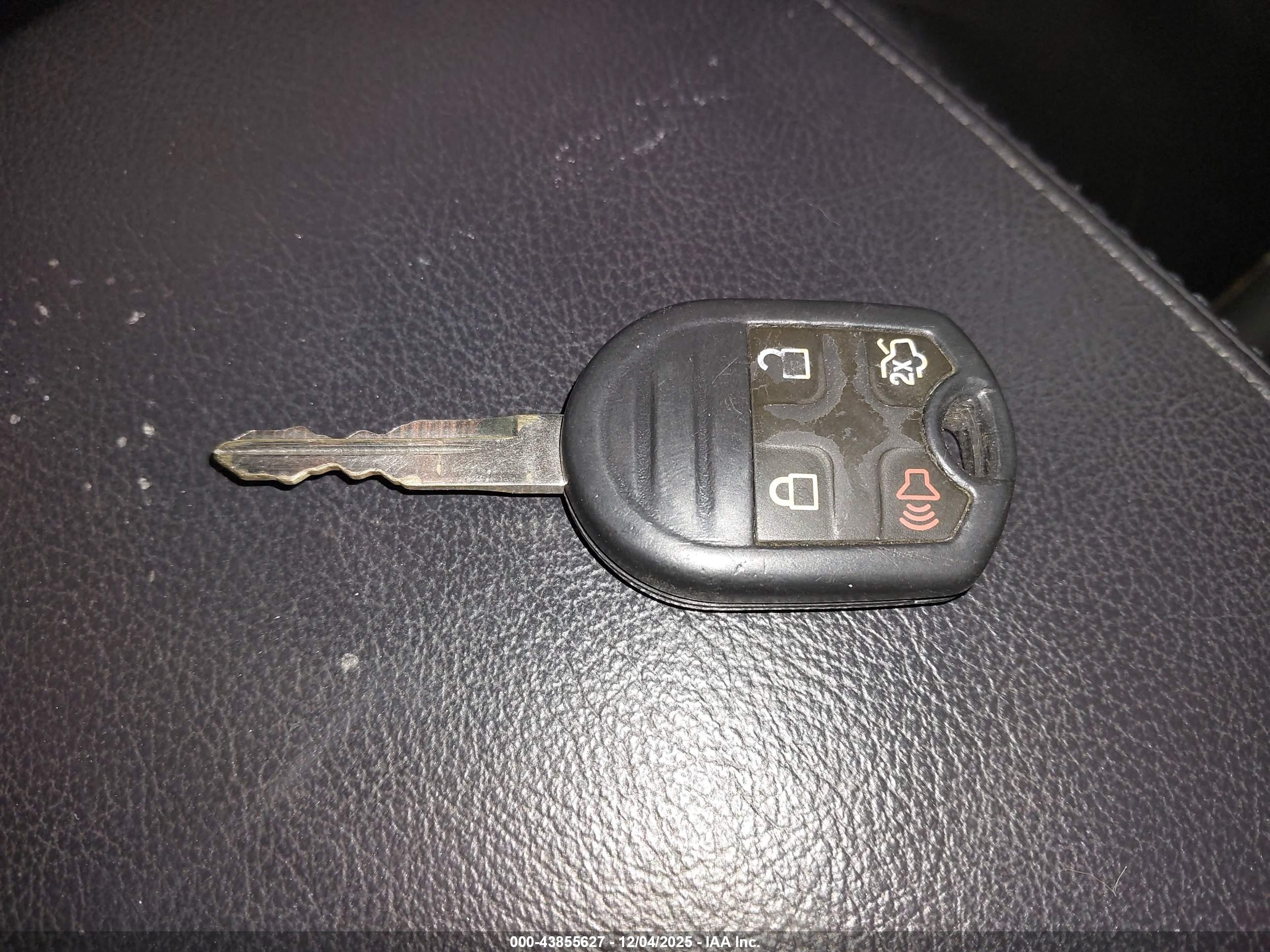 FORD EXPLORER image 11