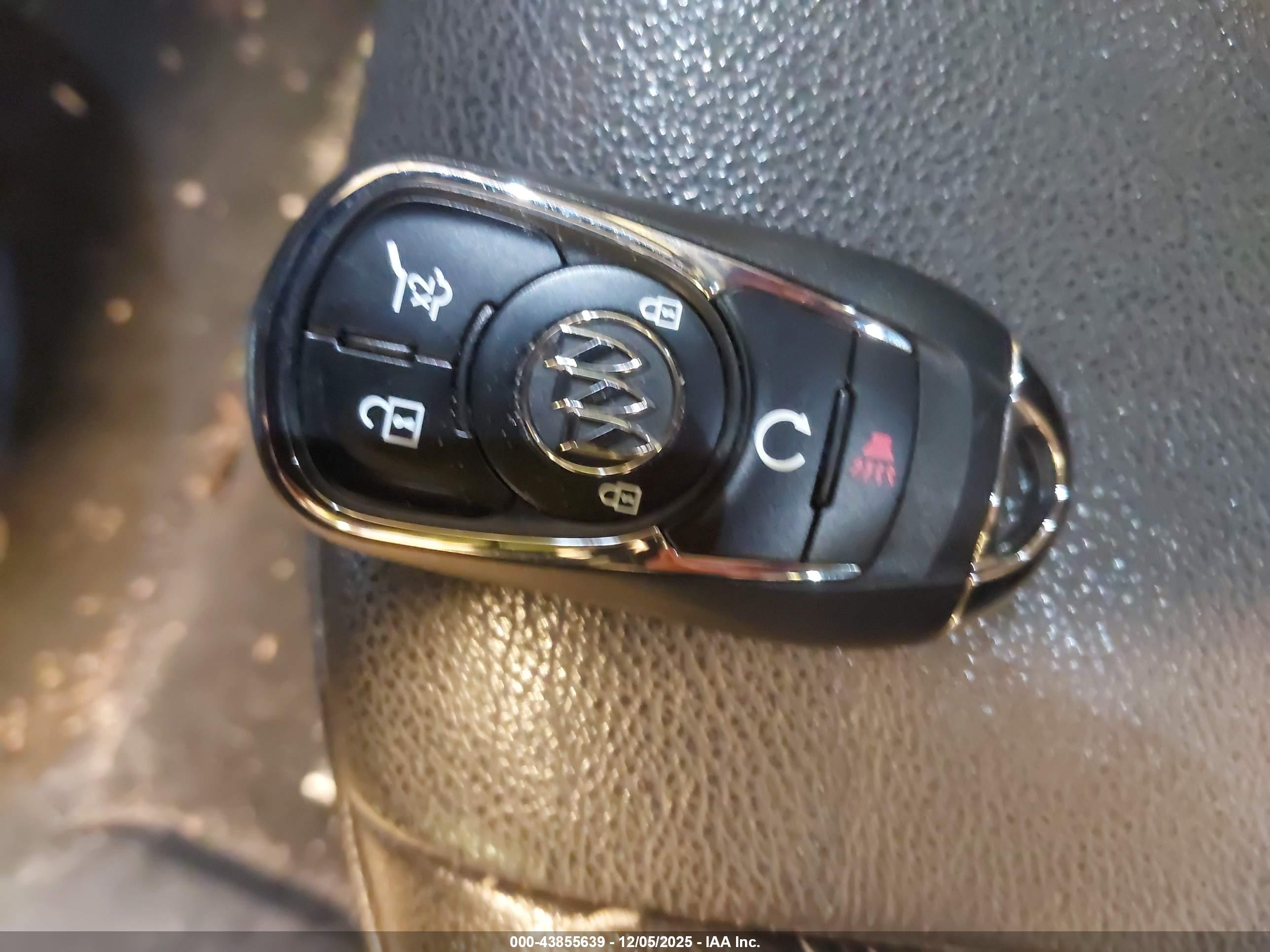 BUICK REGAL image 11