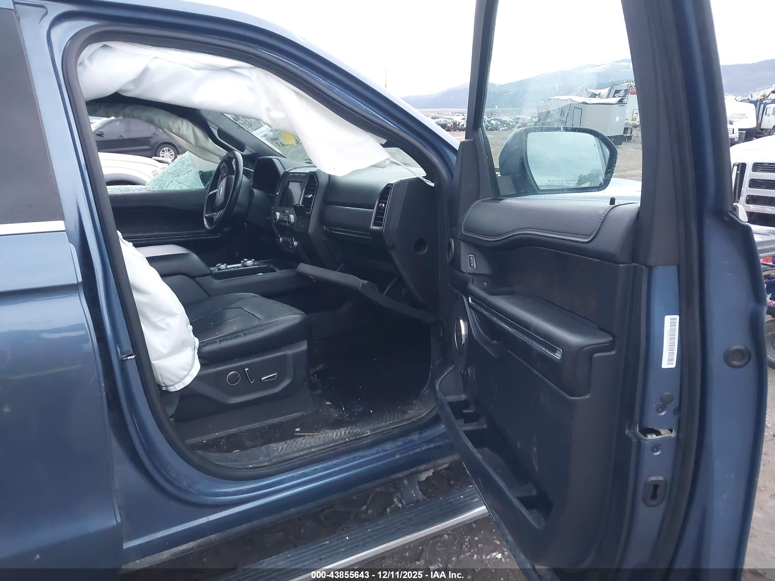 FORD EXPEDITION image 5