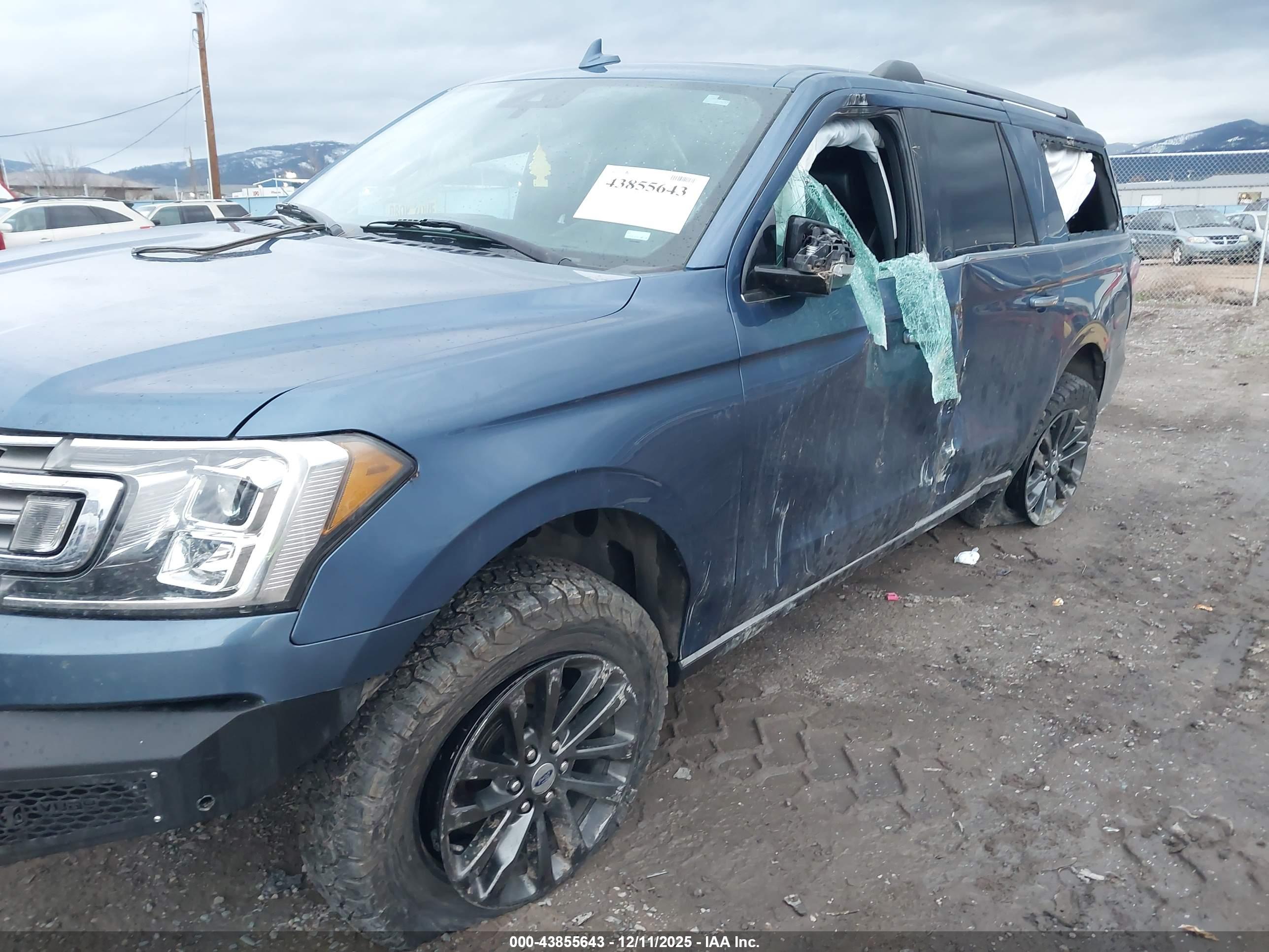 FORD EXPEDITION image 6