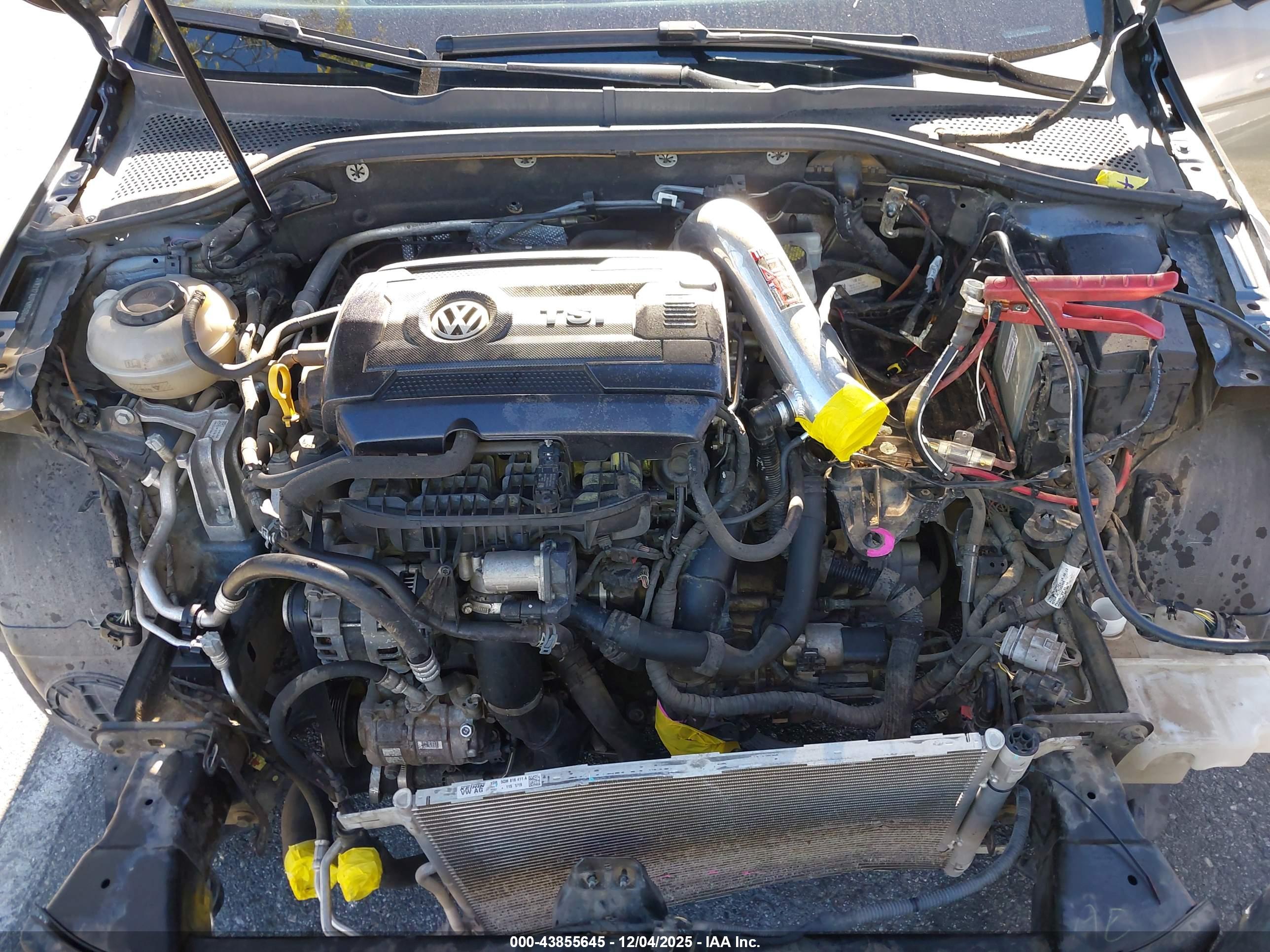 VOLKSWAGEN GOLF image 10