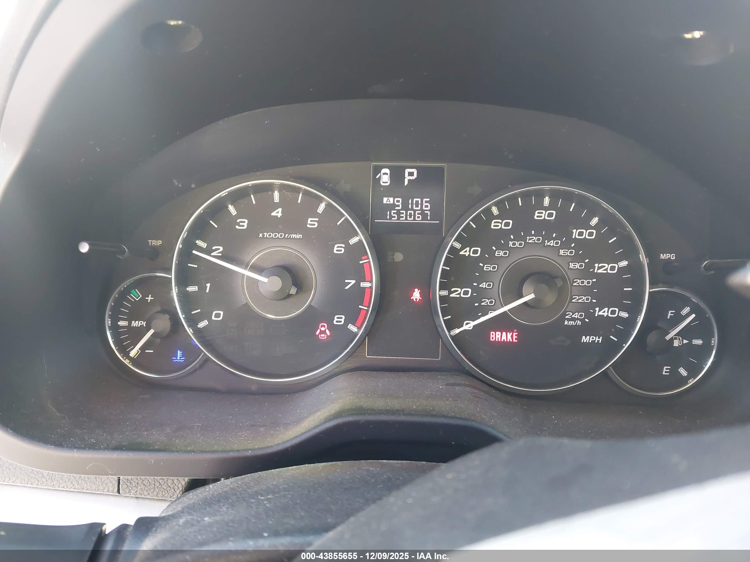 SUBARU OUTBACK image 7