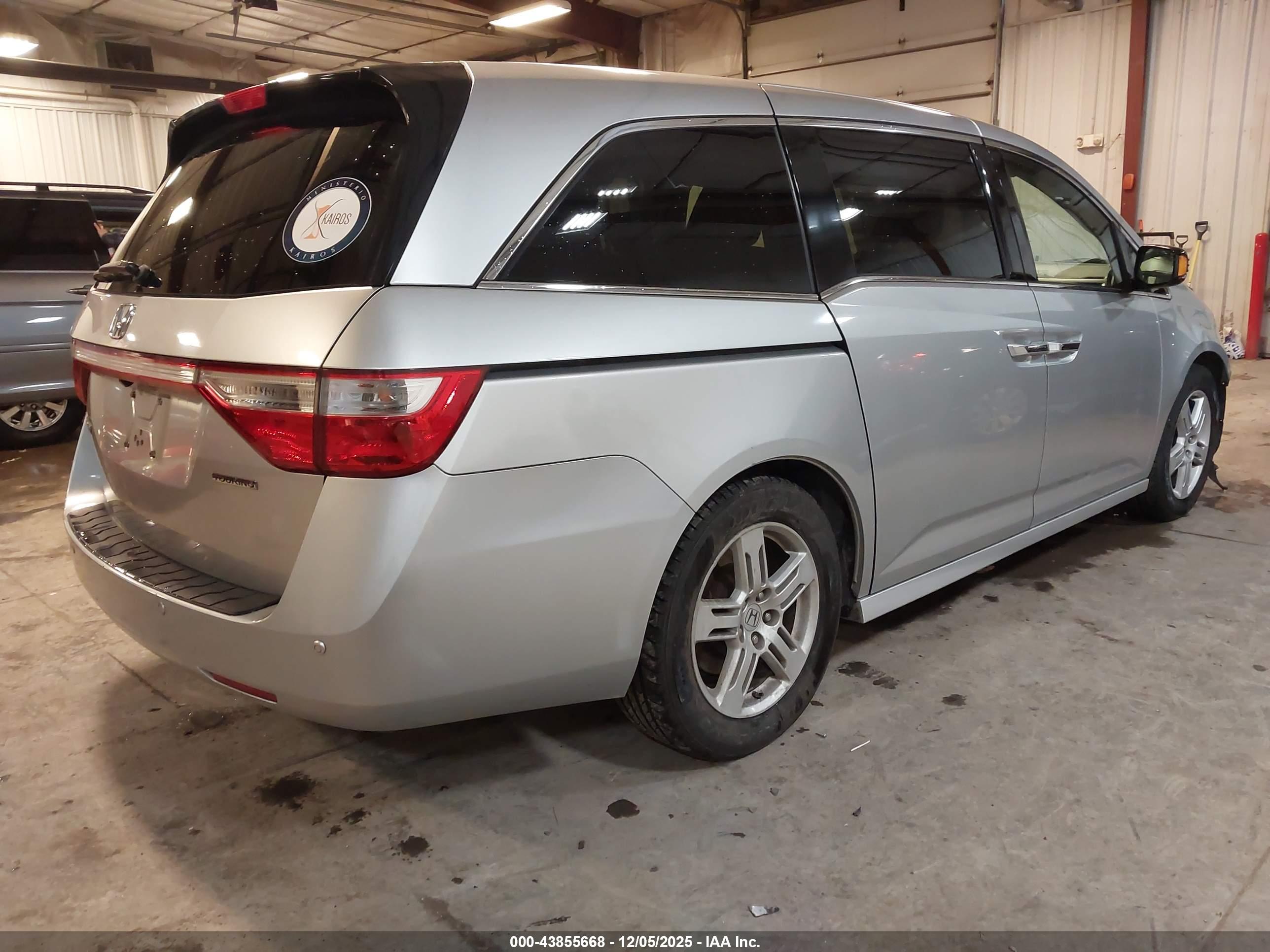HONDA ODYSSEY image 4