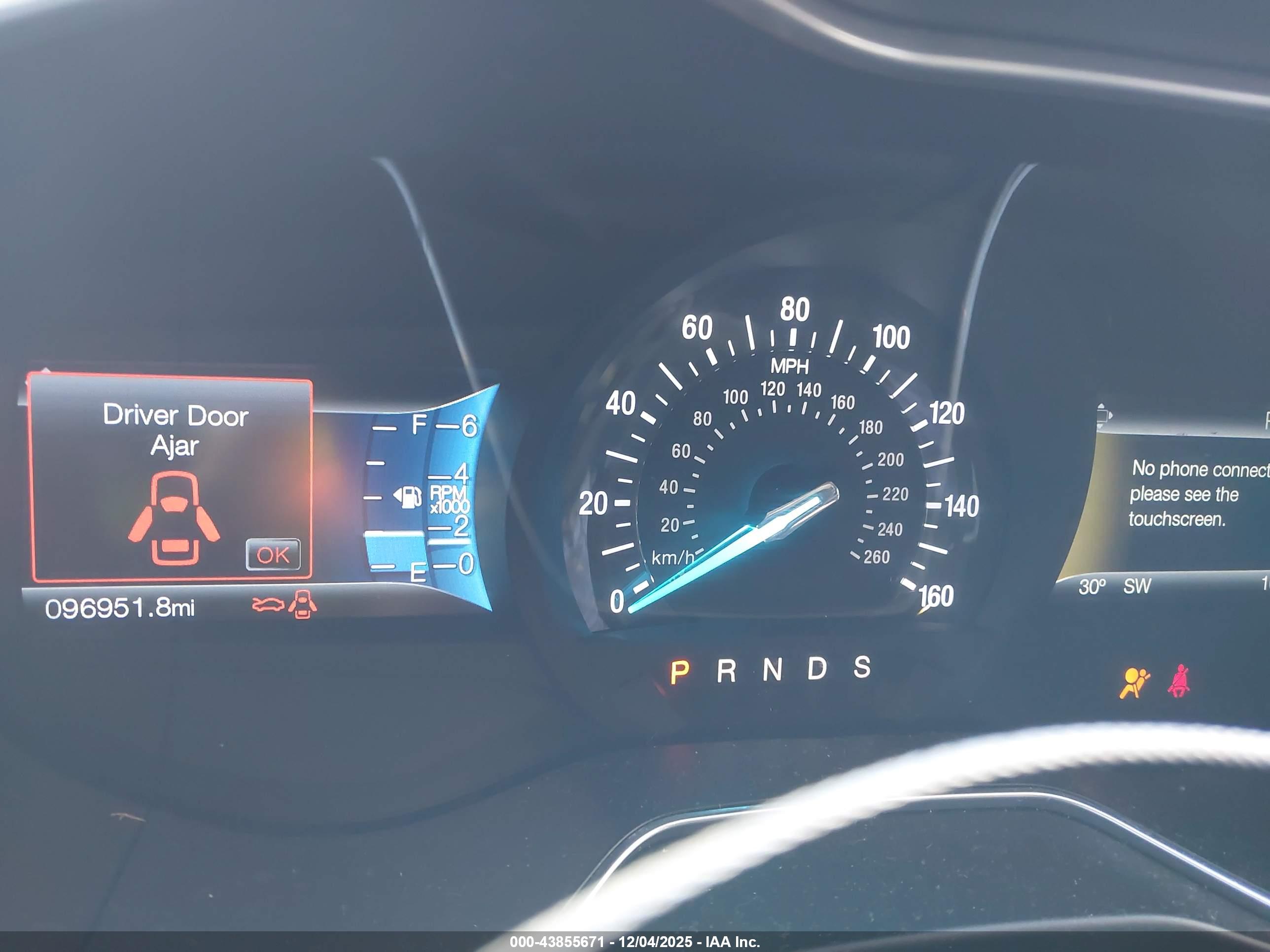 FORD FUSION image 7