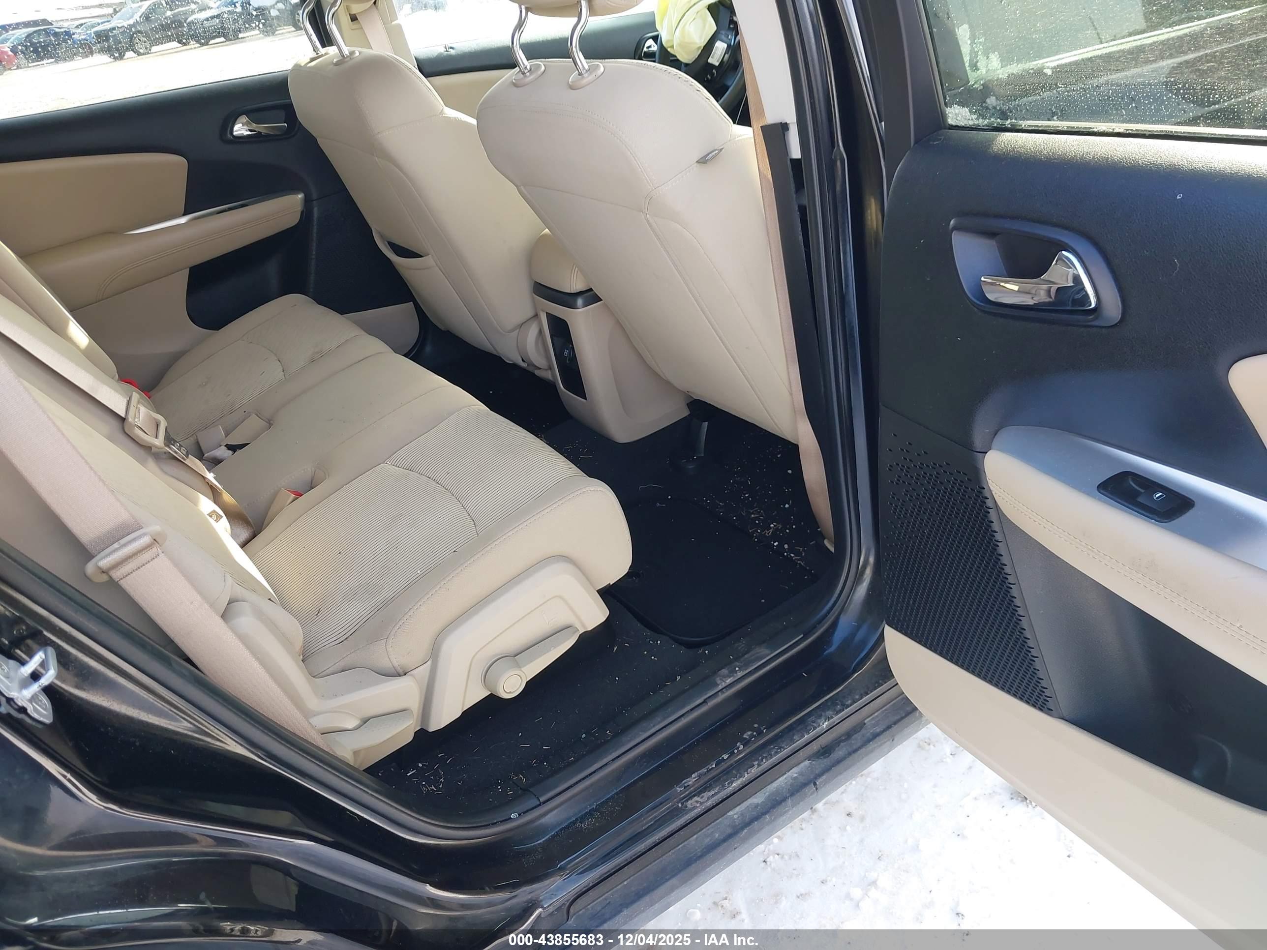 DODGE JOURNEY image 8