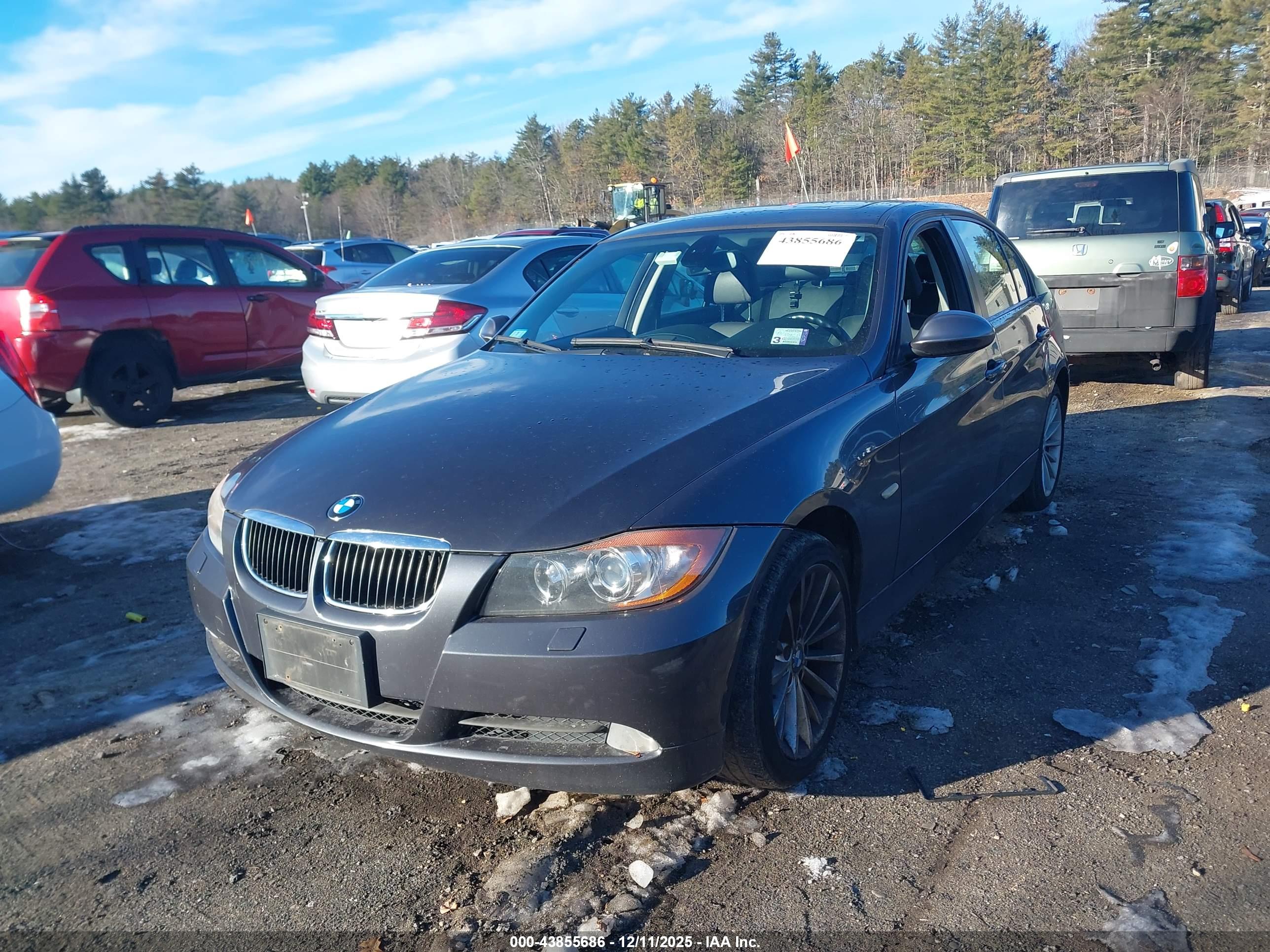 BMW 328XI image 2