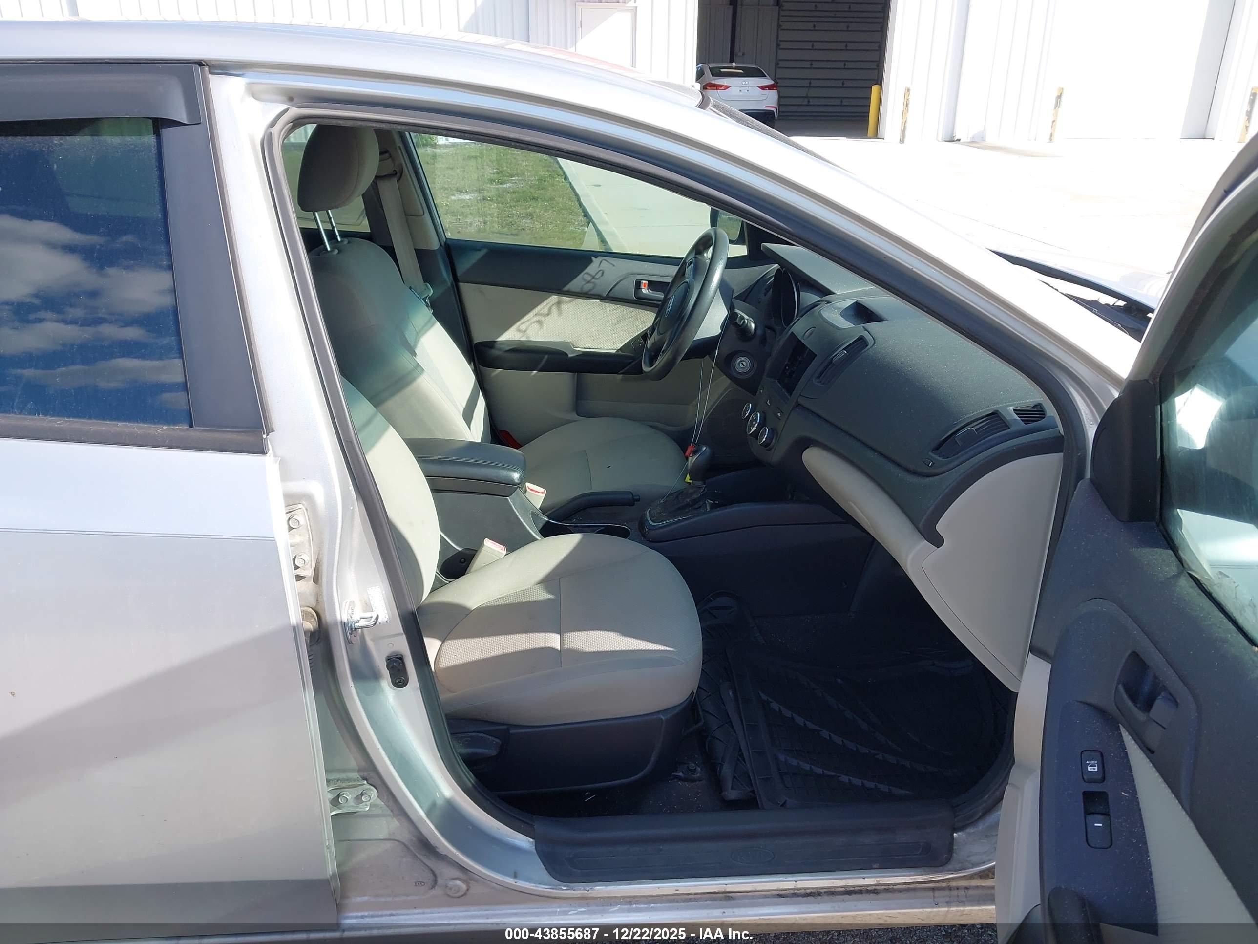 KIA FORTE image 5