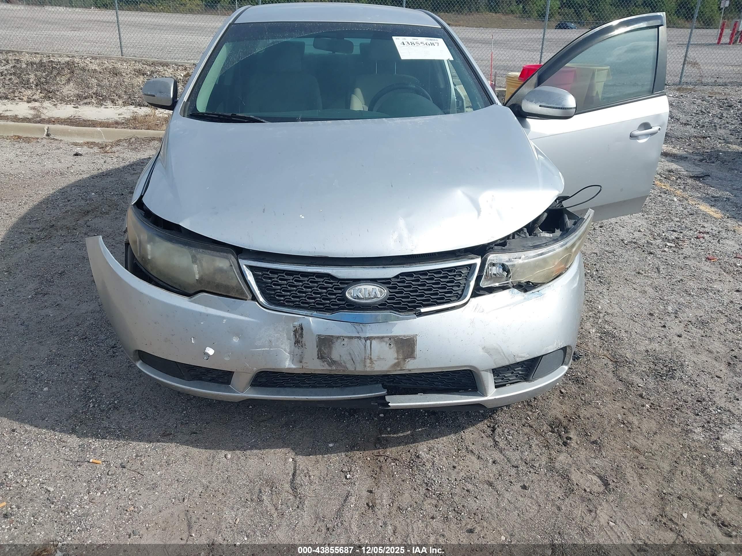 KIA FORTE image 6