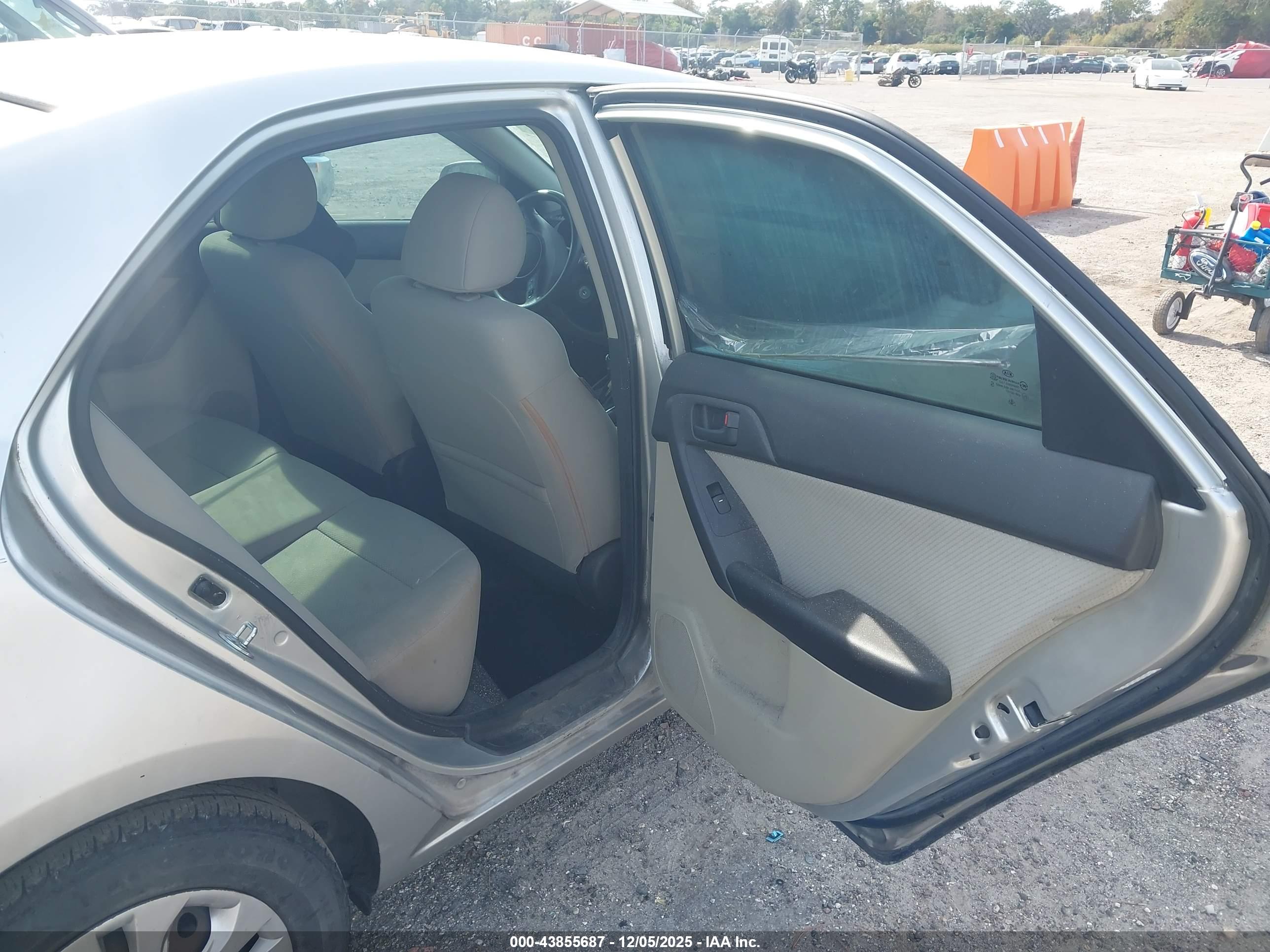 KIA FORTE image 8