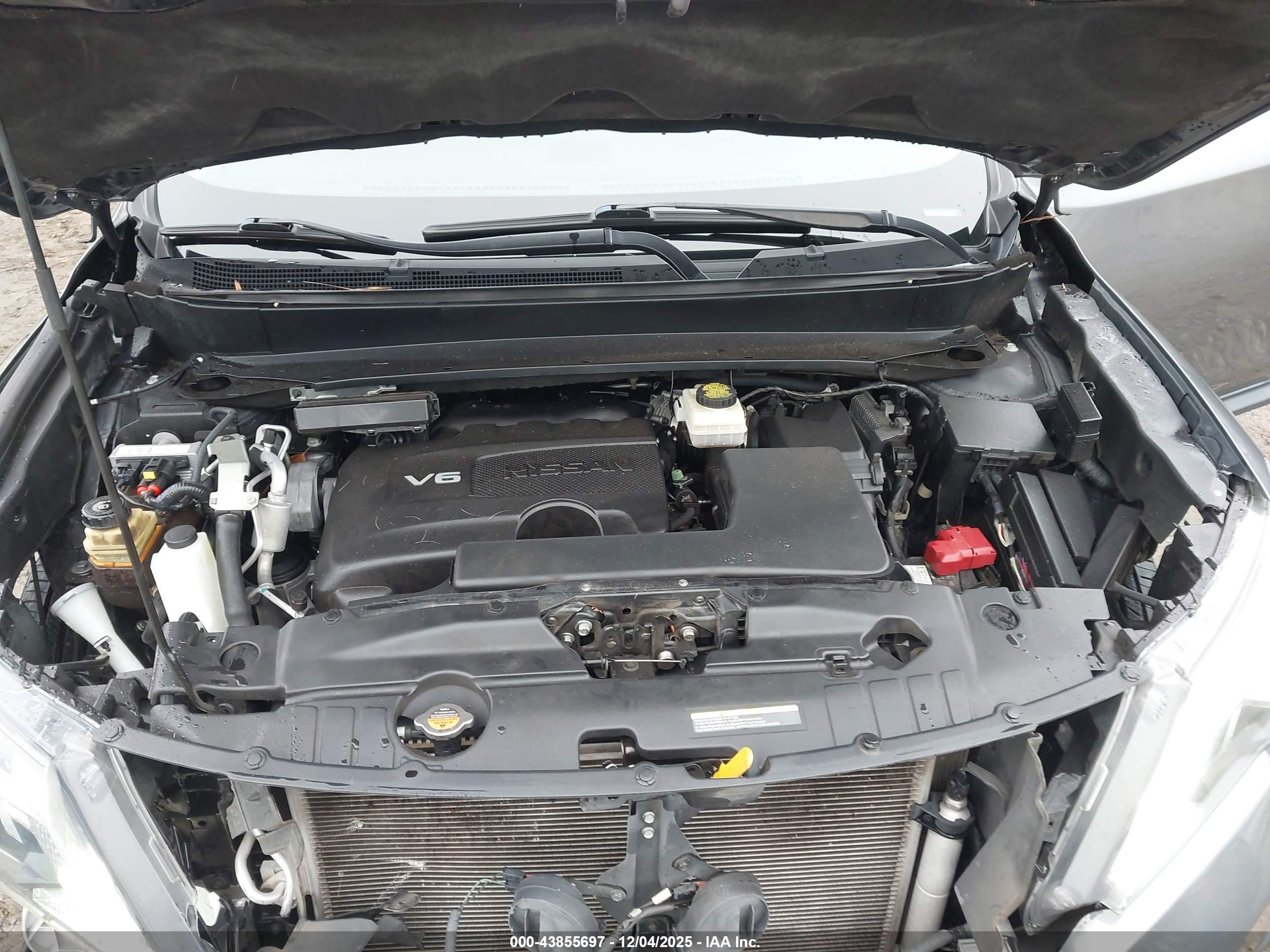 NISSAN PATHFINDER image 10