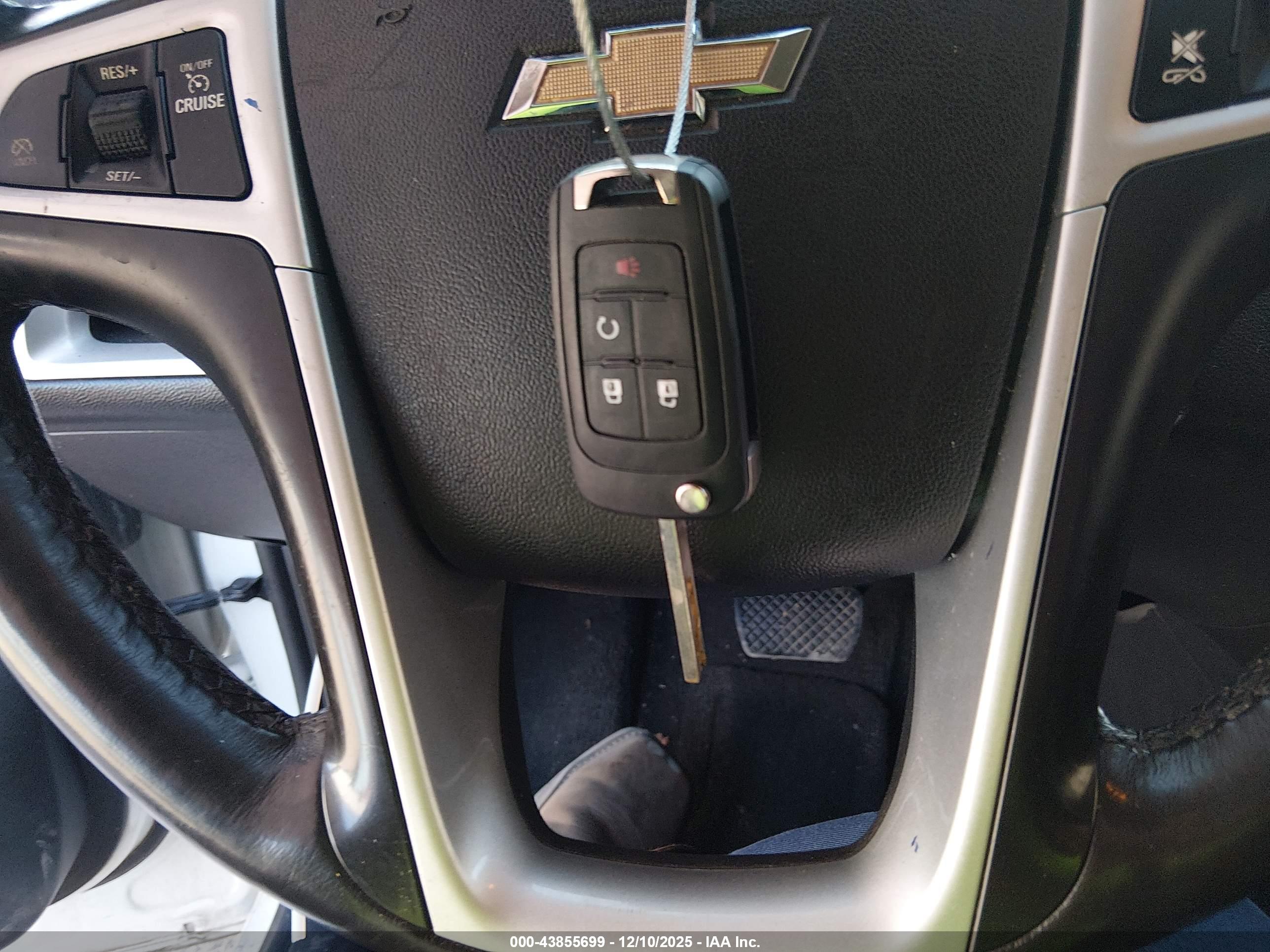 CHEVROLET EQUINOX image 11