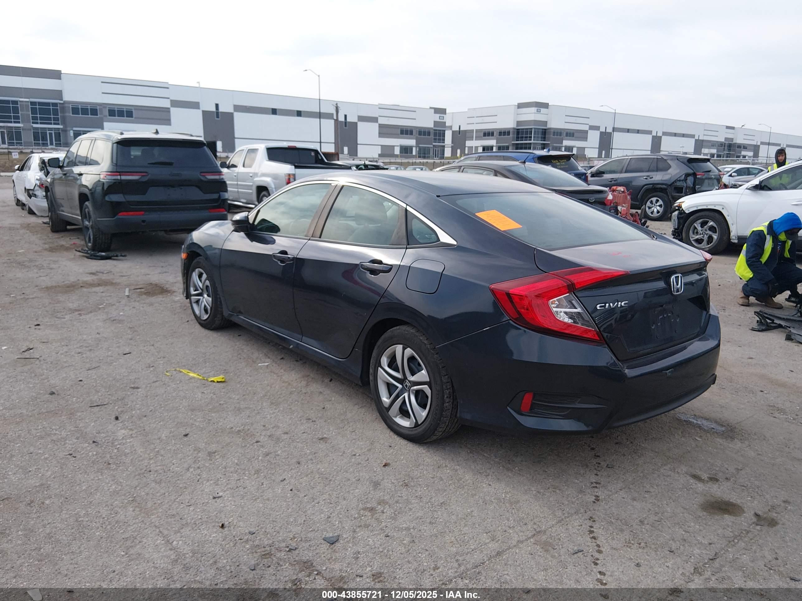 HONDA CIVIC image 3