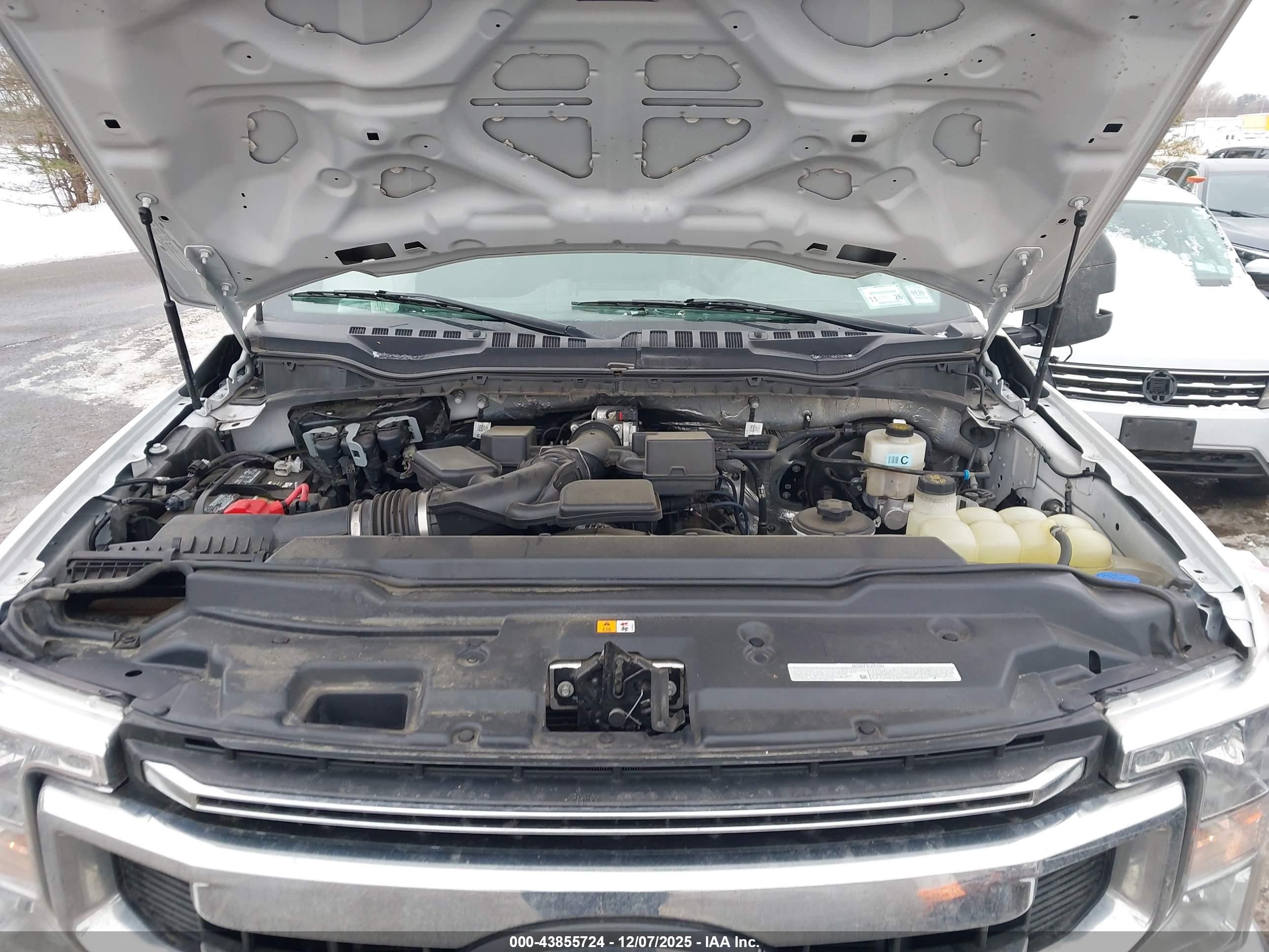 FORD F-250 image 10
