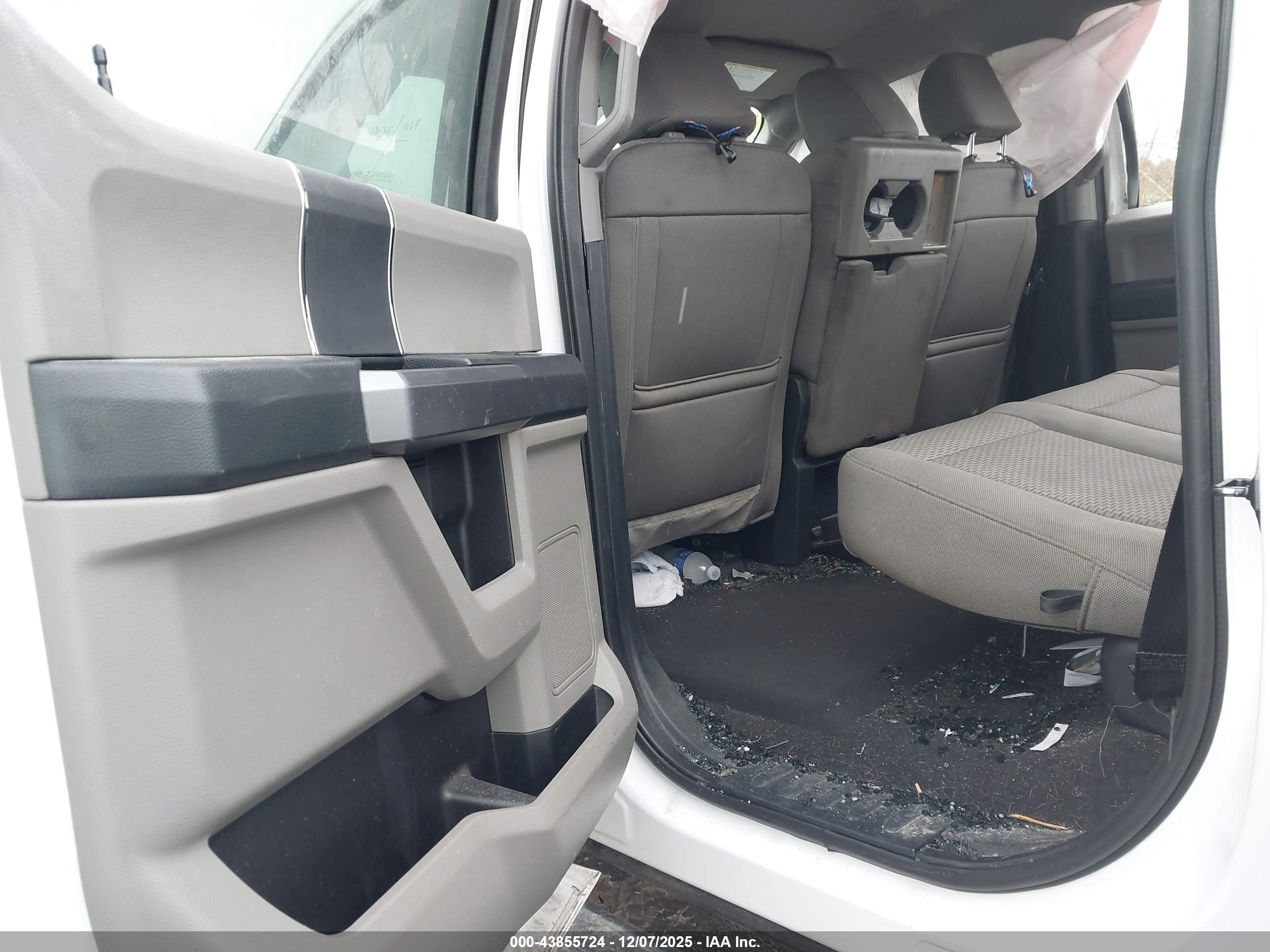 FORD F-250 image 8
