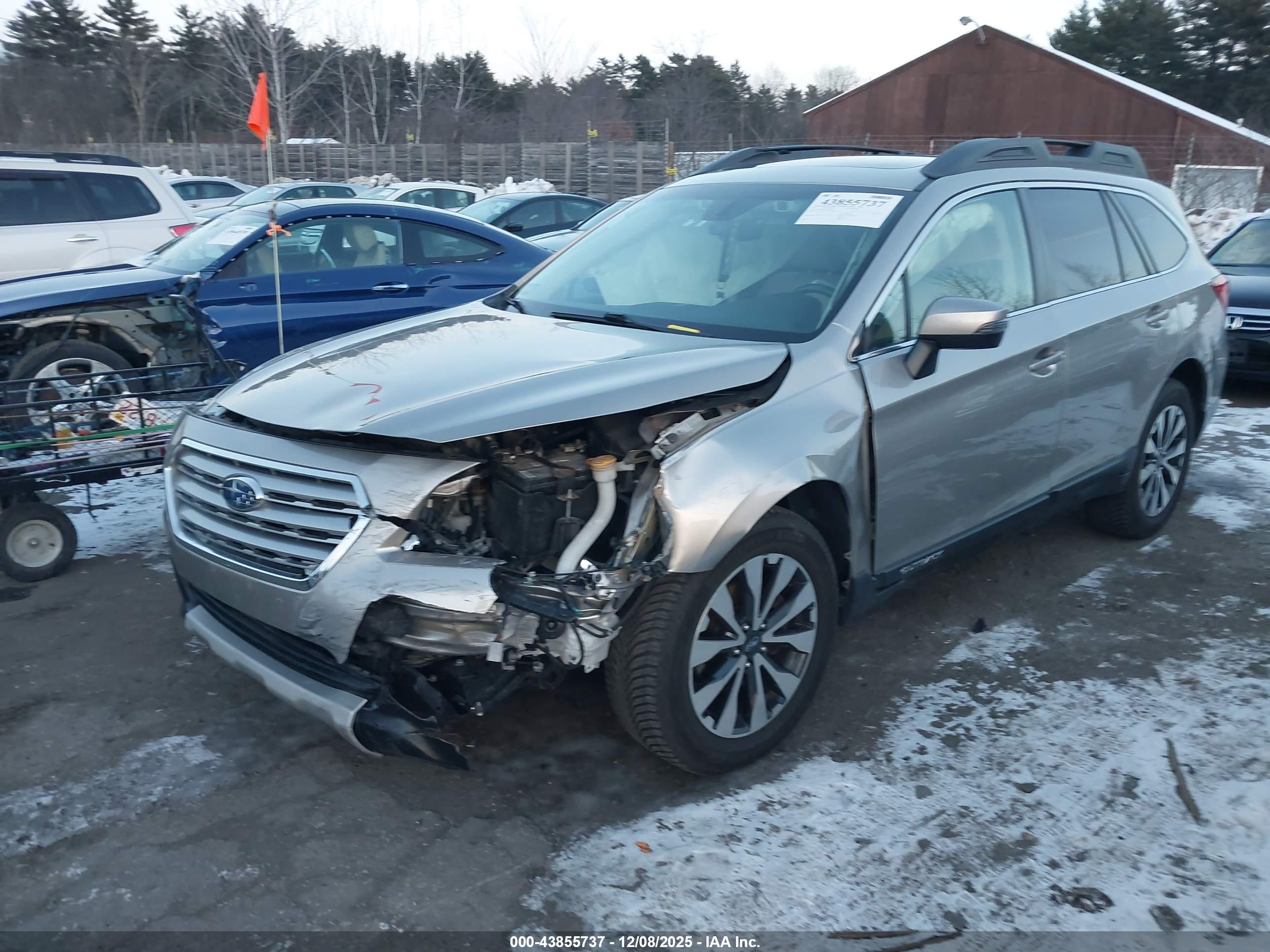 SUBARU OUTBACK image 2