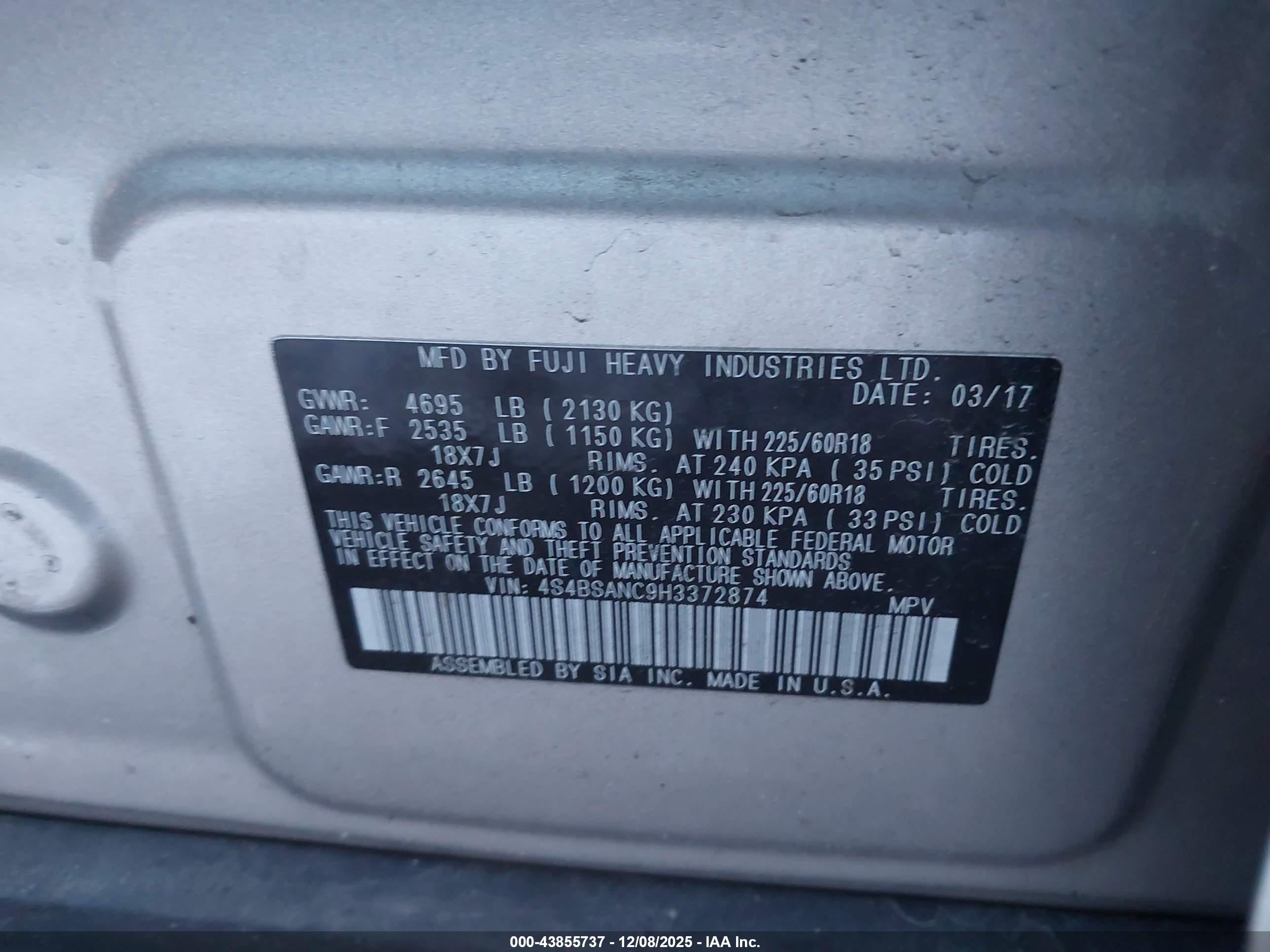 SUBARU OUTBACK image 9