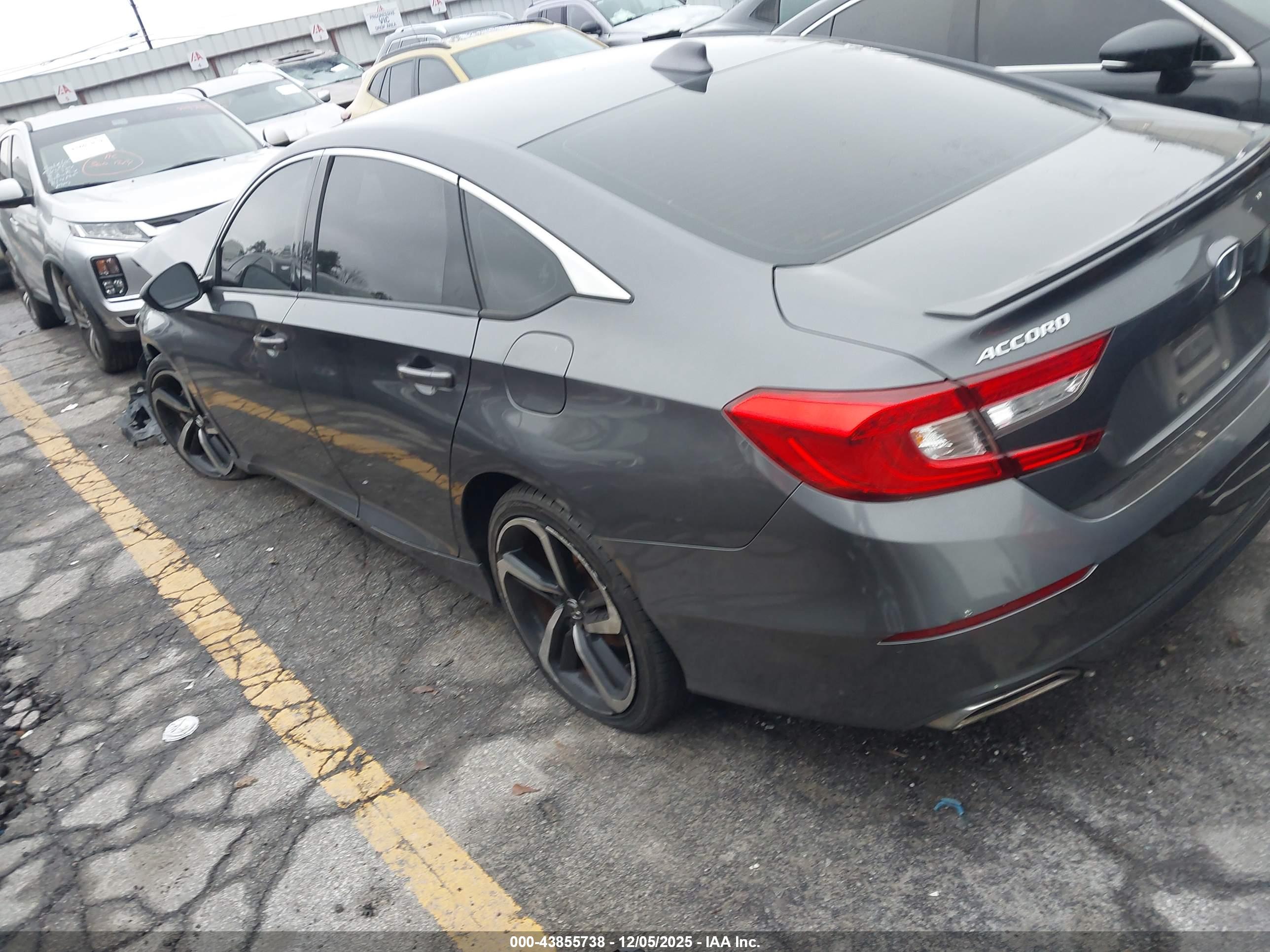 HONDA ACCORD image 3