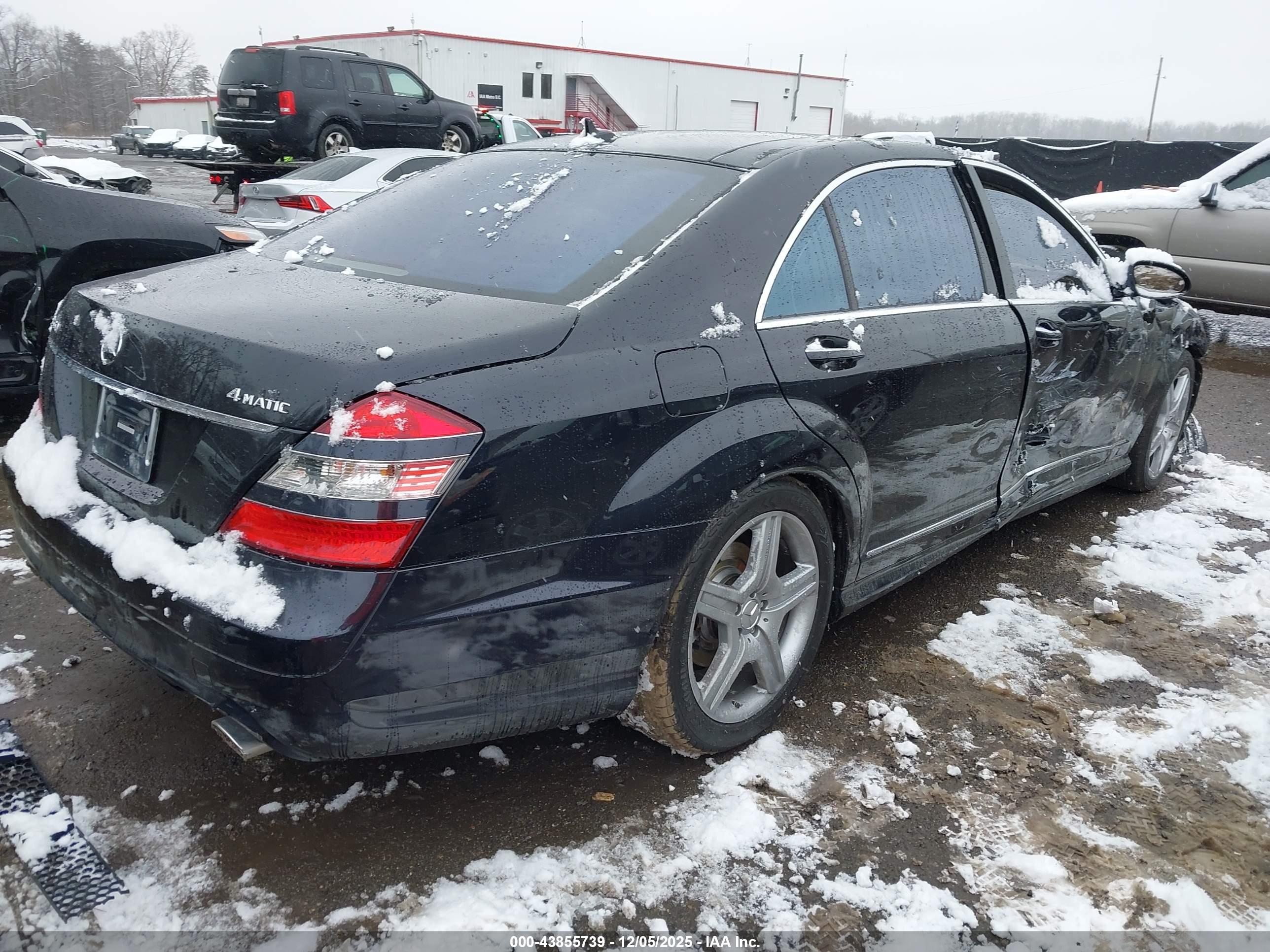 MERCEDES-BENZ S image 4