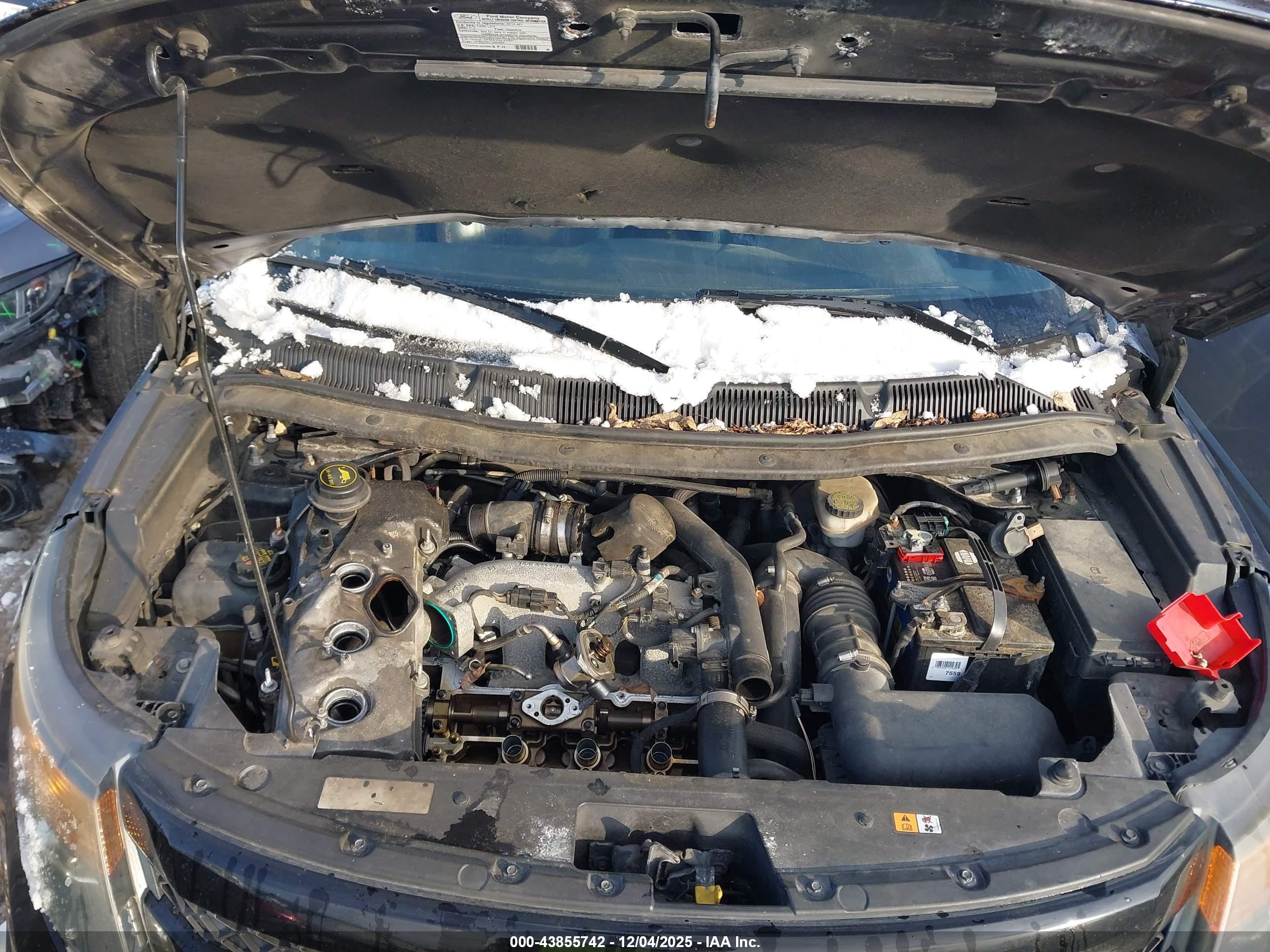 FORD EXPLORER image 10