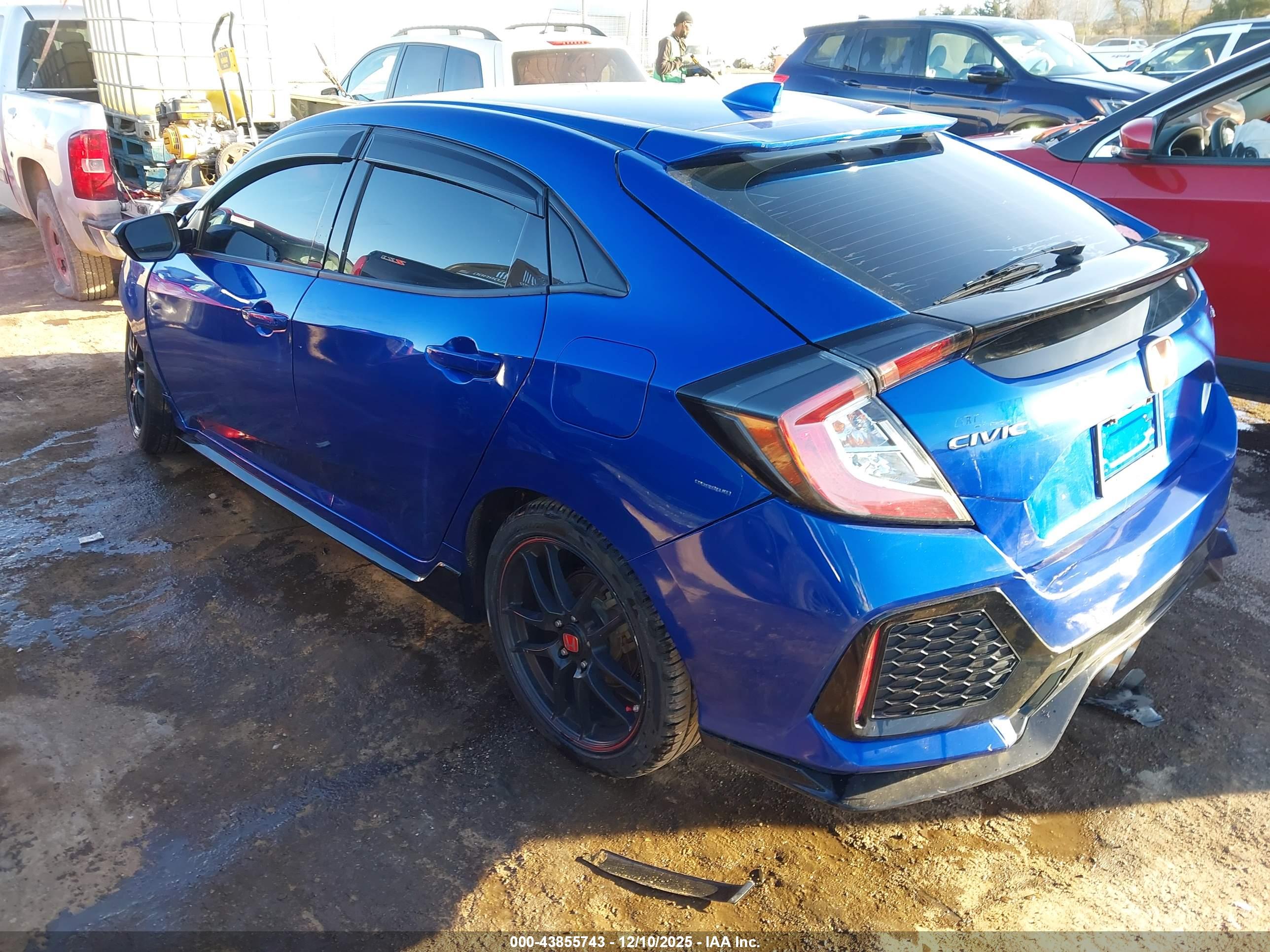 HONDA CIVIC image 3