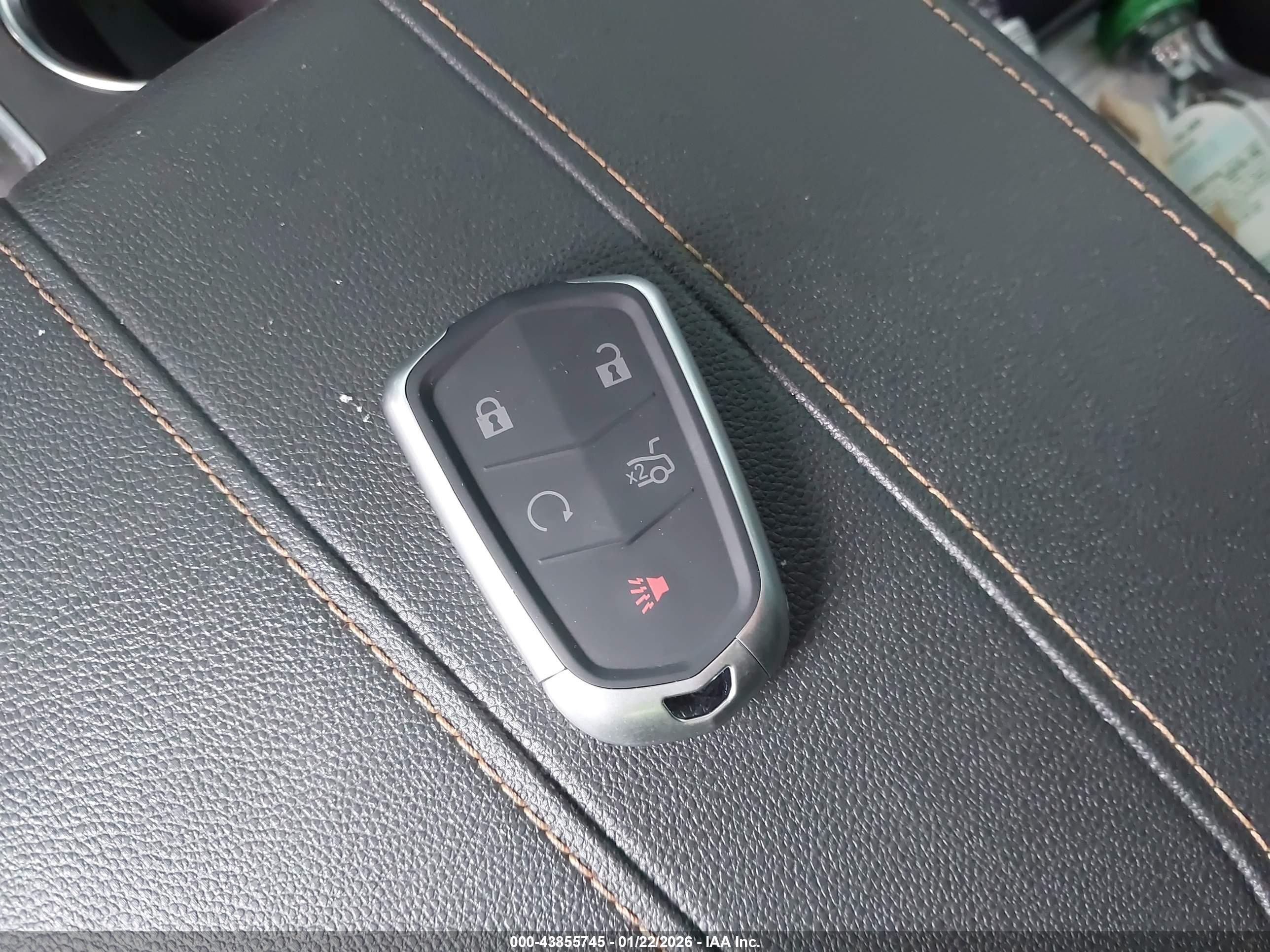 CHEVROLET TRAVERSE image 11