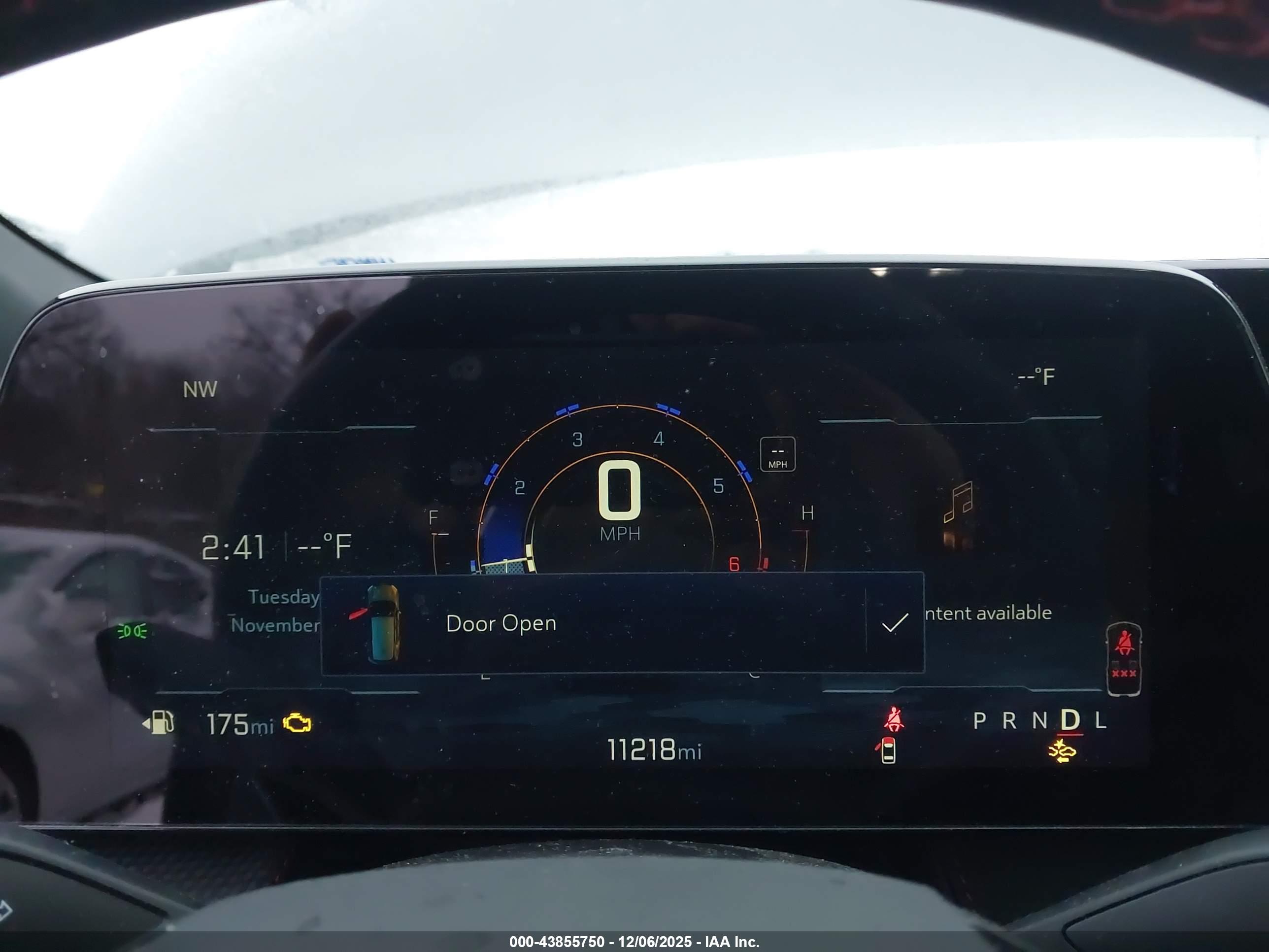 CHEVROLET EQUINOX image 7
