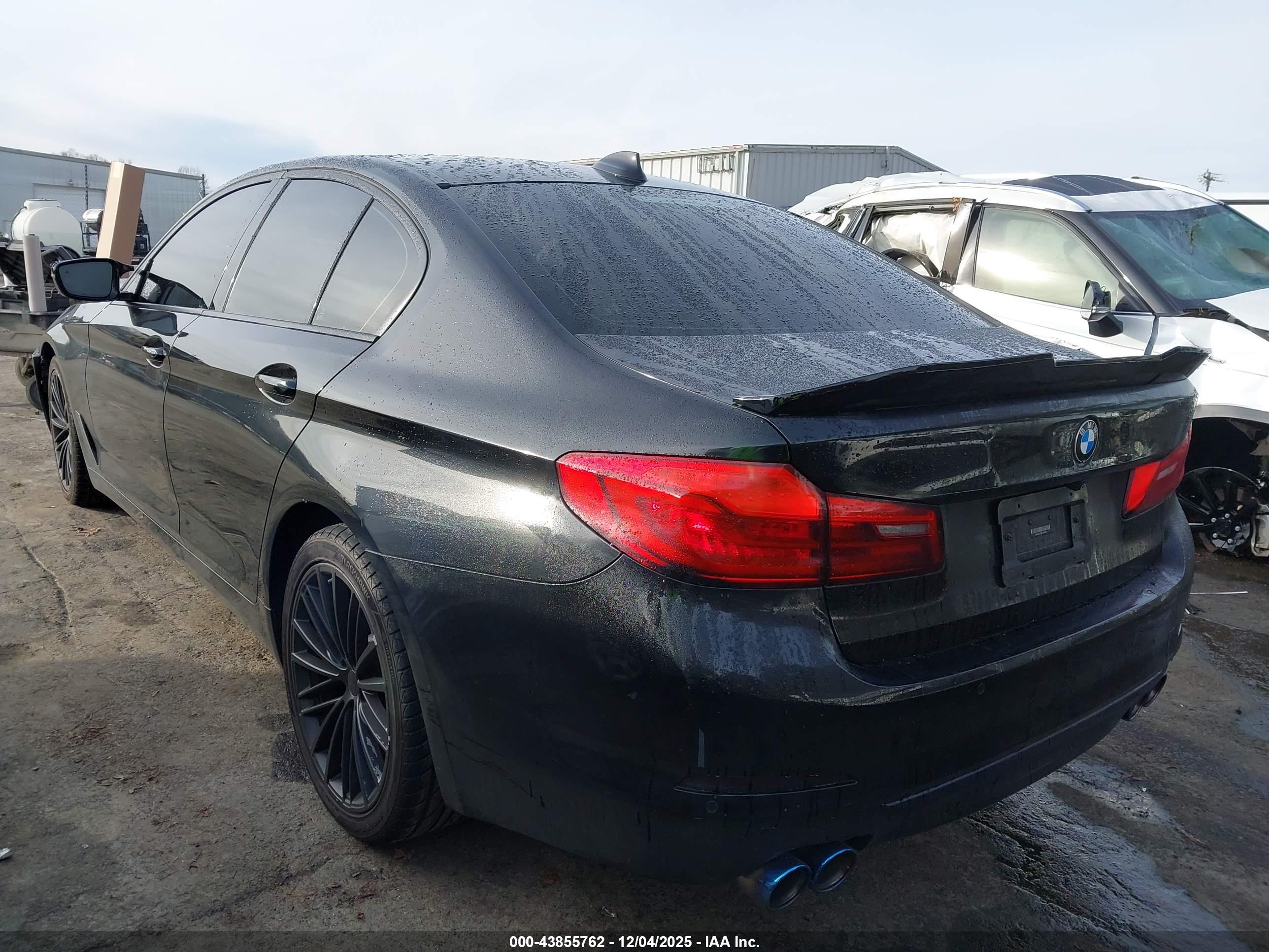 BMW 540I image 3