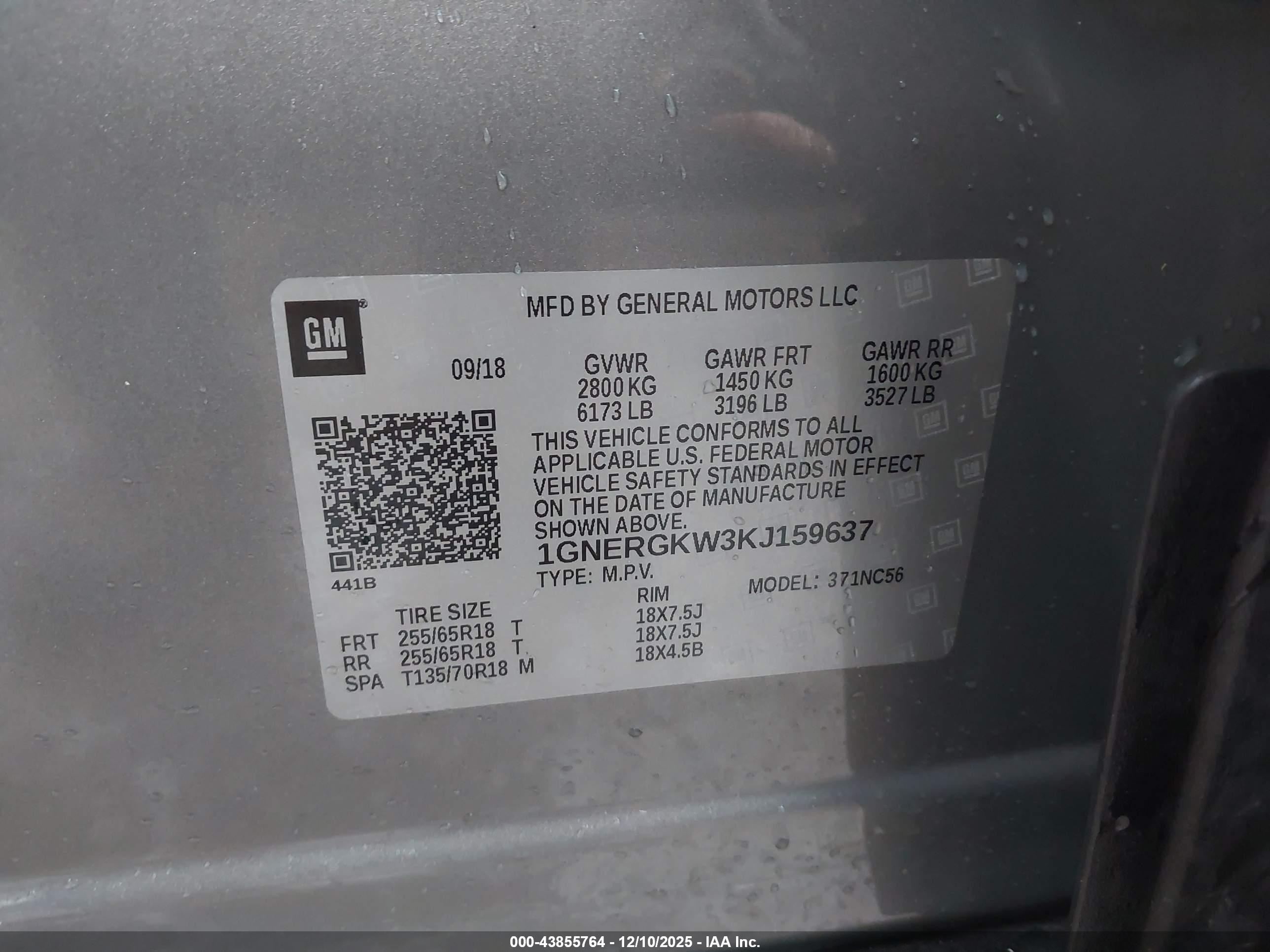 CHEVROLET TRAVERSE image 9