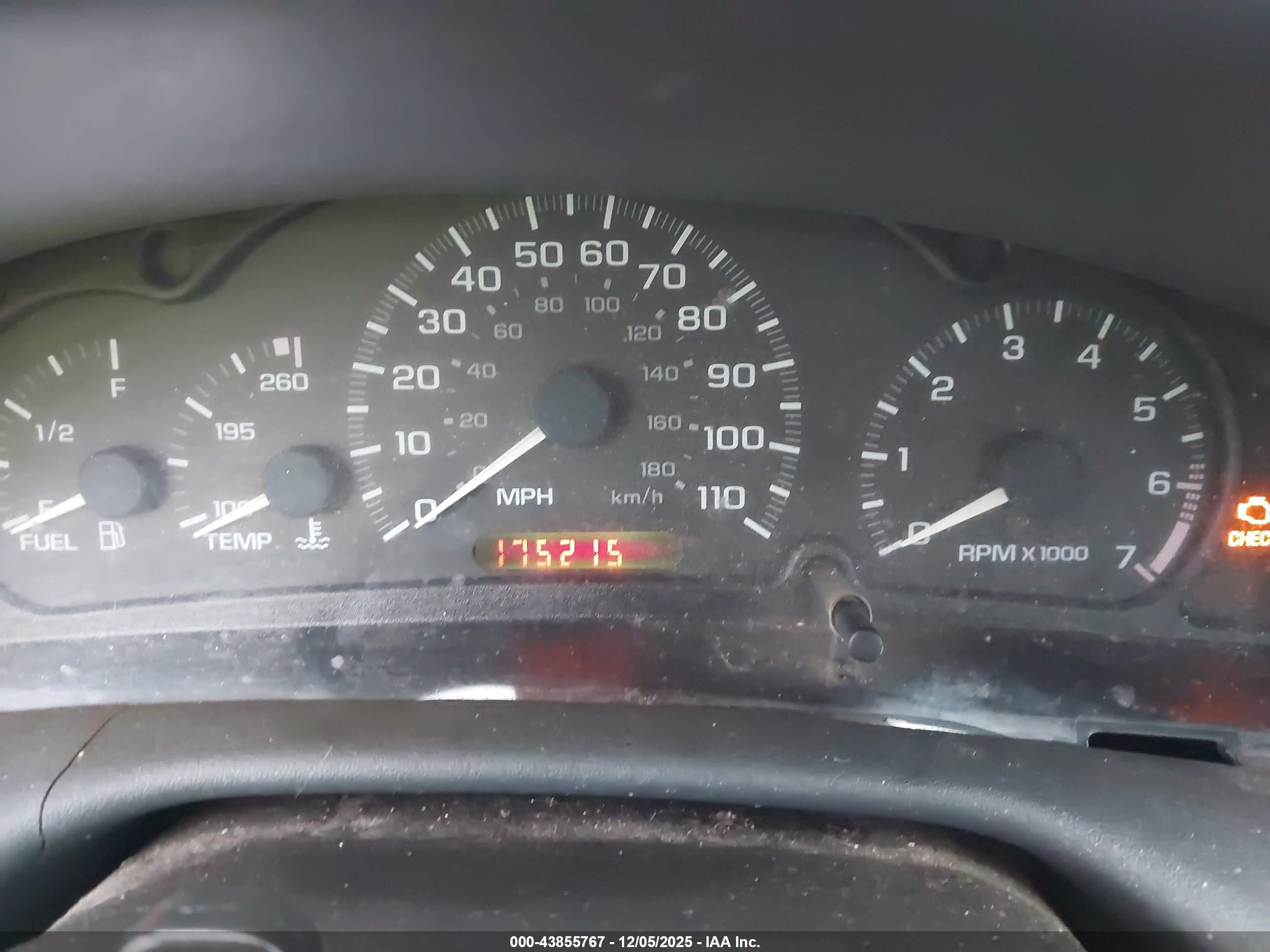 CHEVROLET CAVALIER image 7