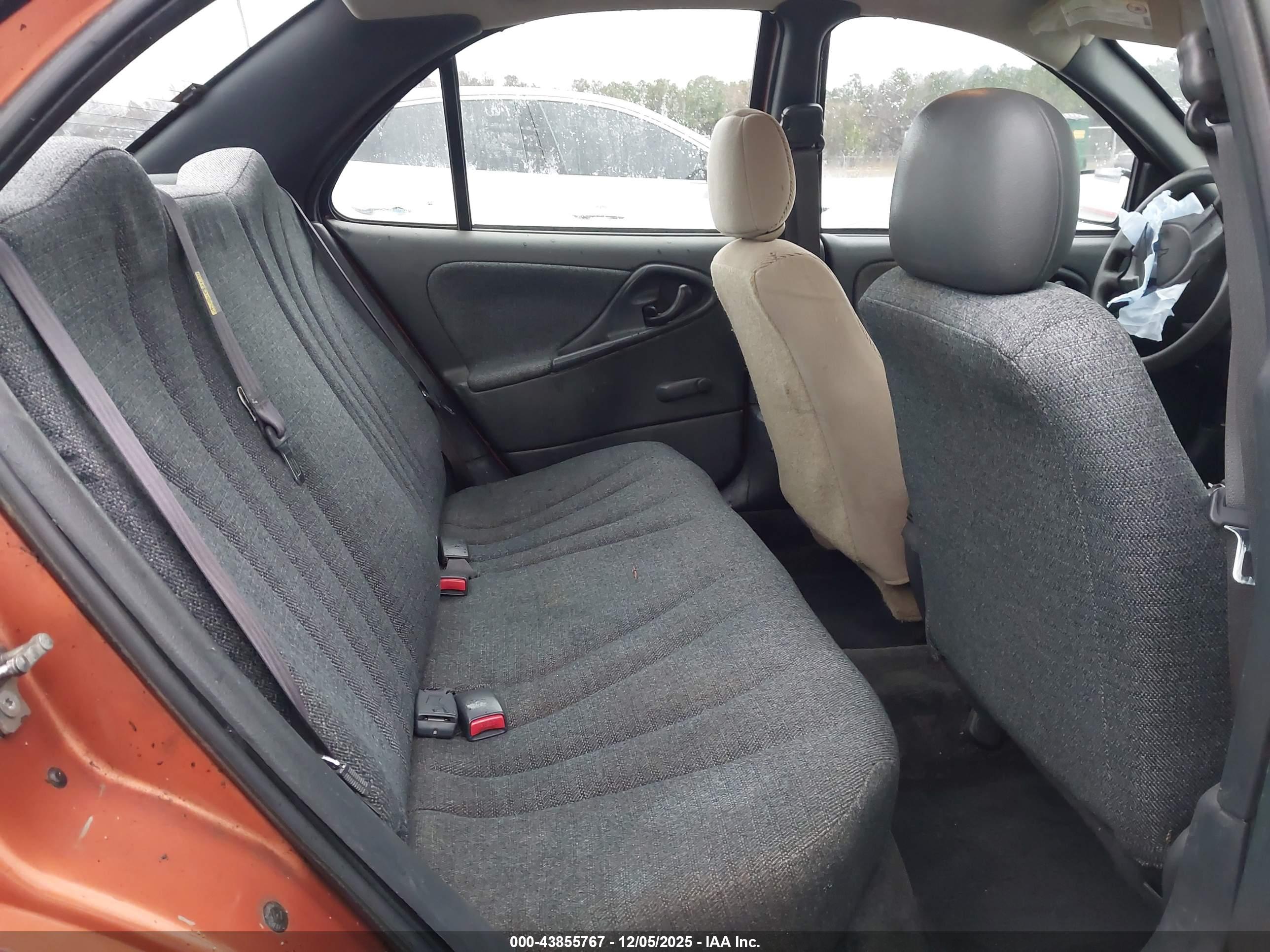 CHEVROLET CAVALIER image 8