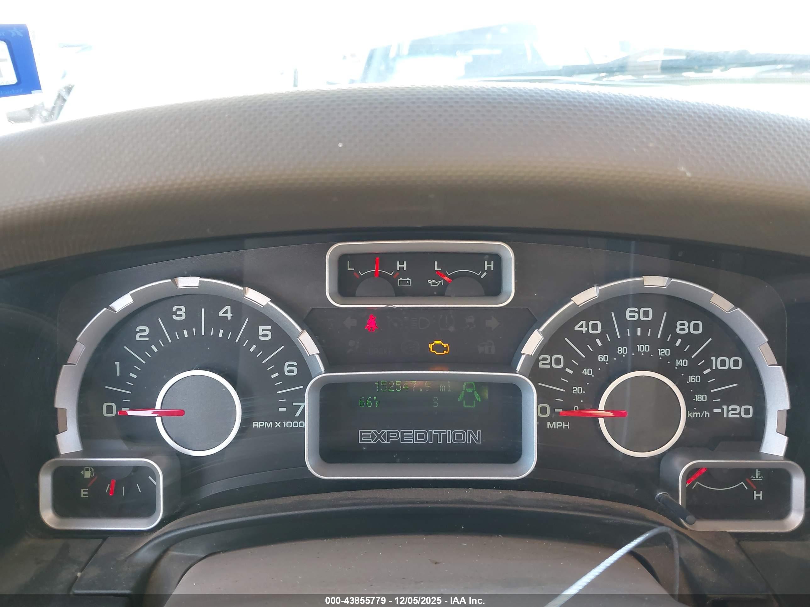 FORD EXPEDITION image 7