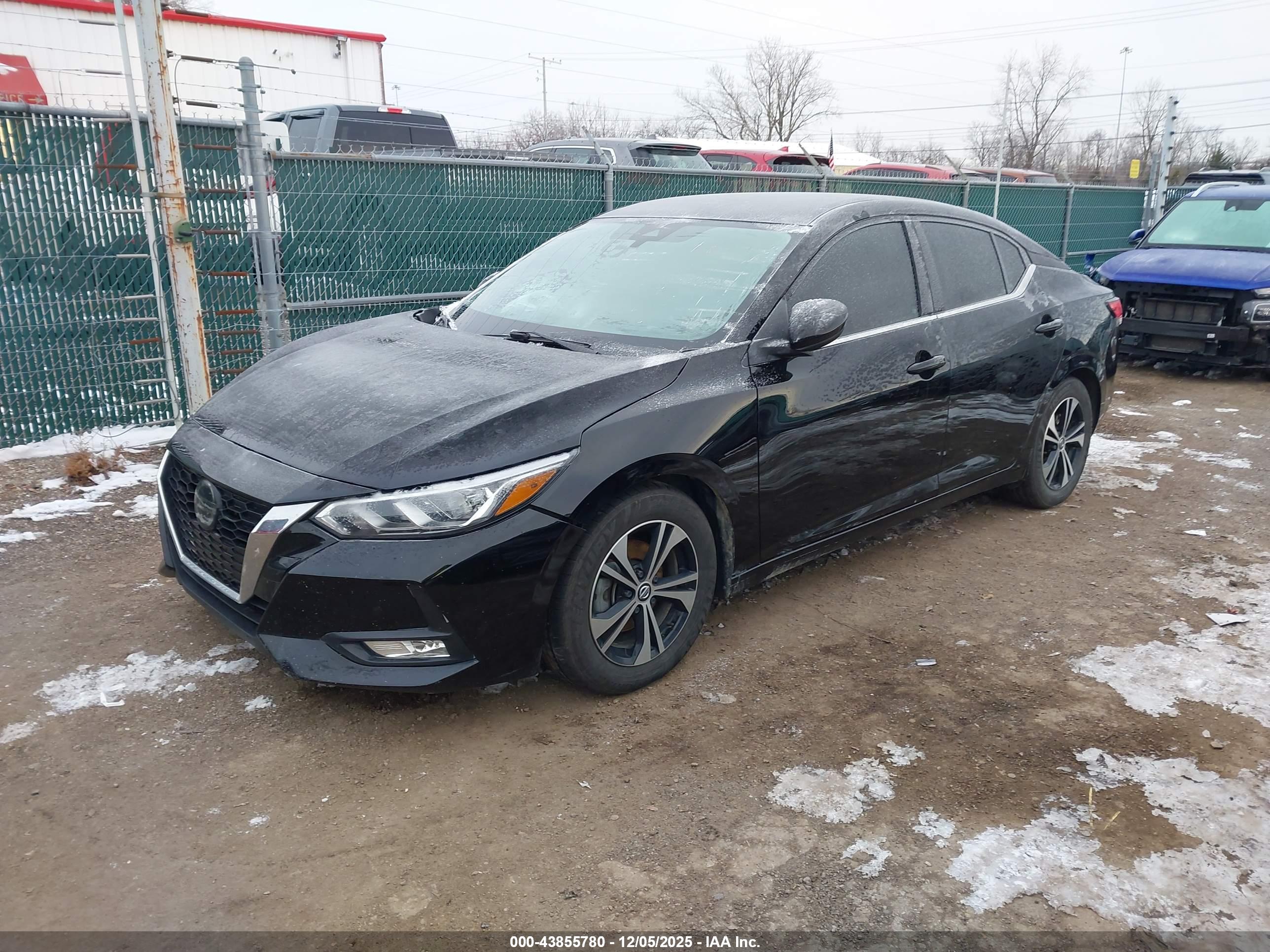 NISSAN SENTRA image 2