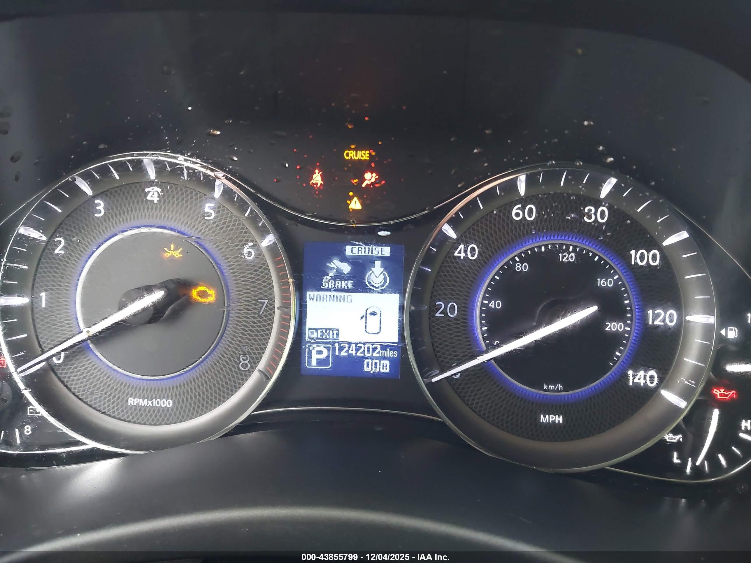 INFINITI QX80 image 7