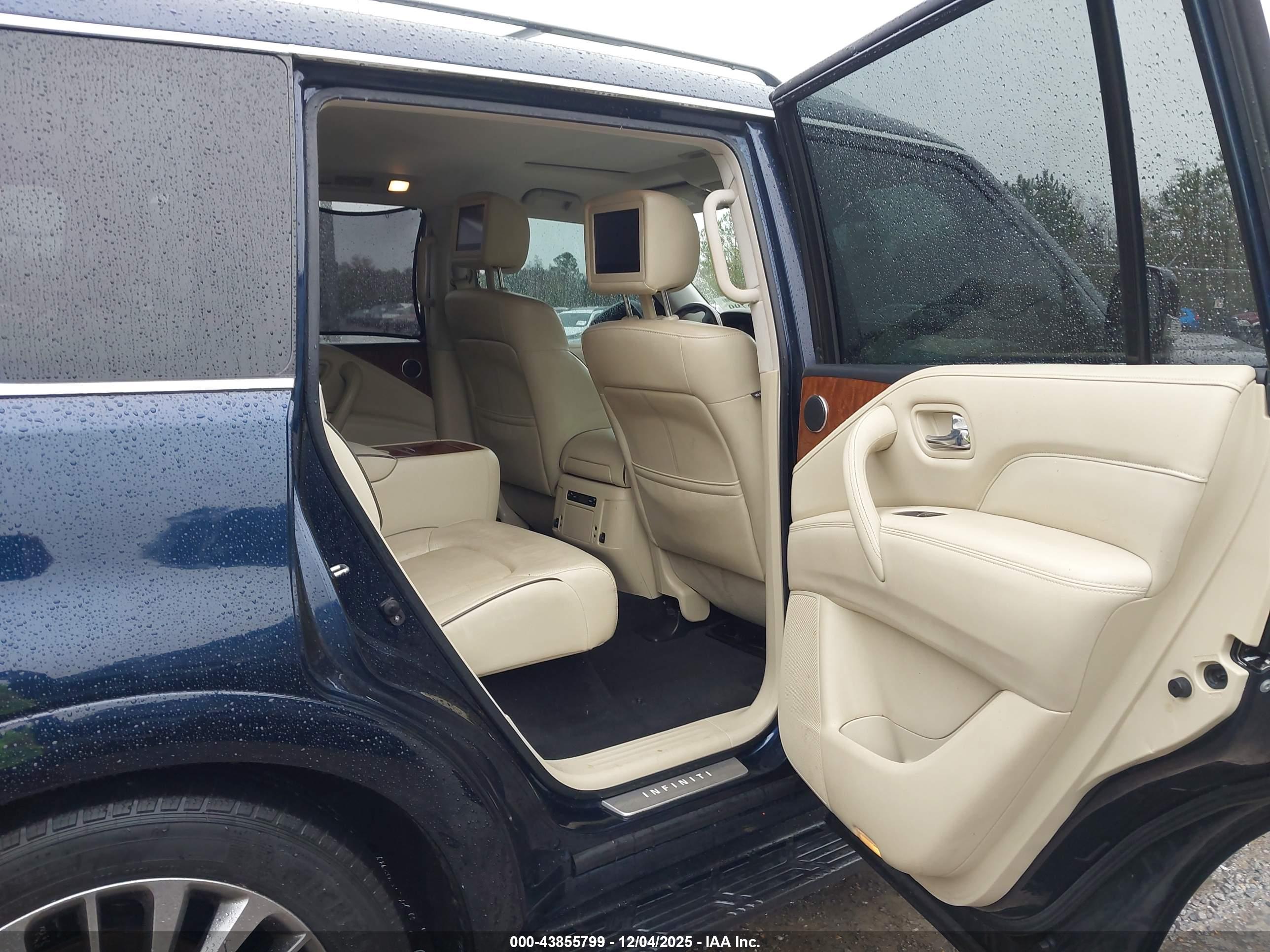 INFINITI QX80 image 8