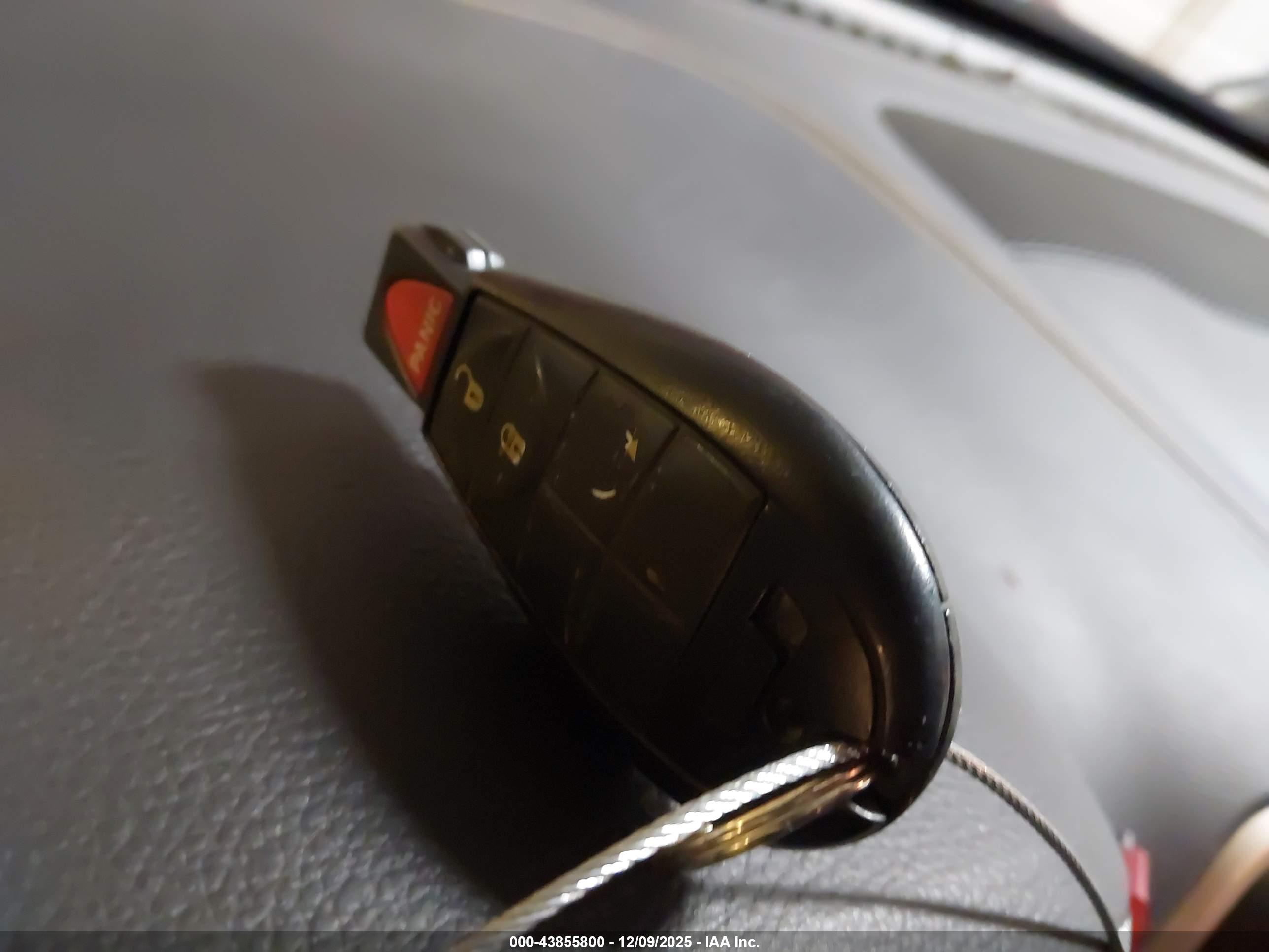 JEEP CHEROKEE image 11