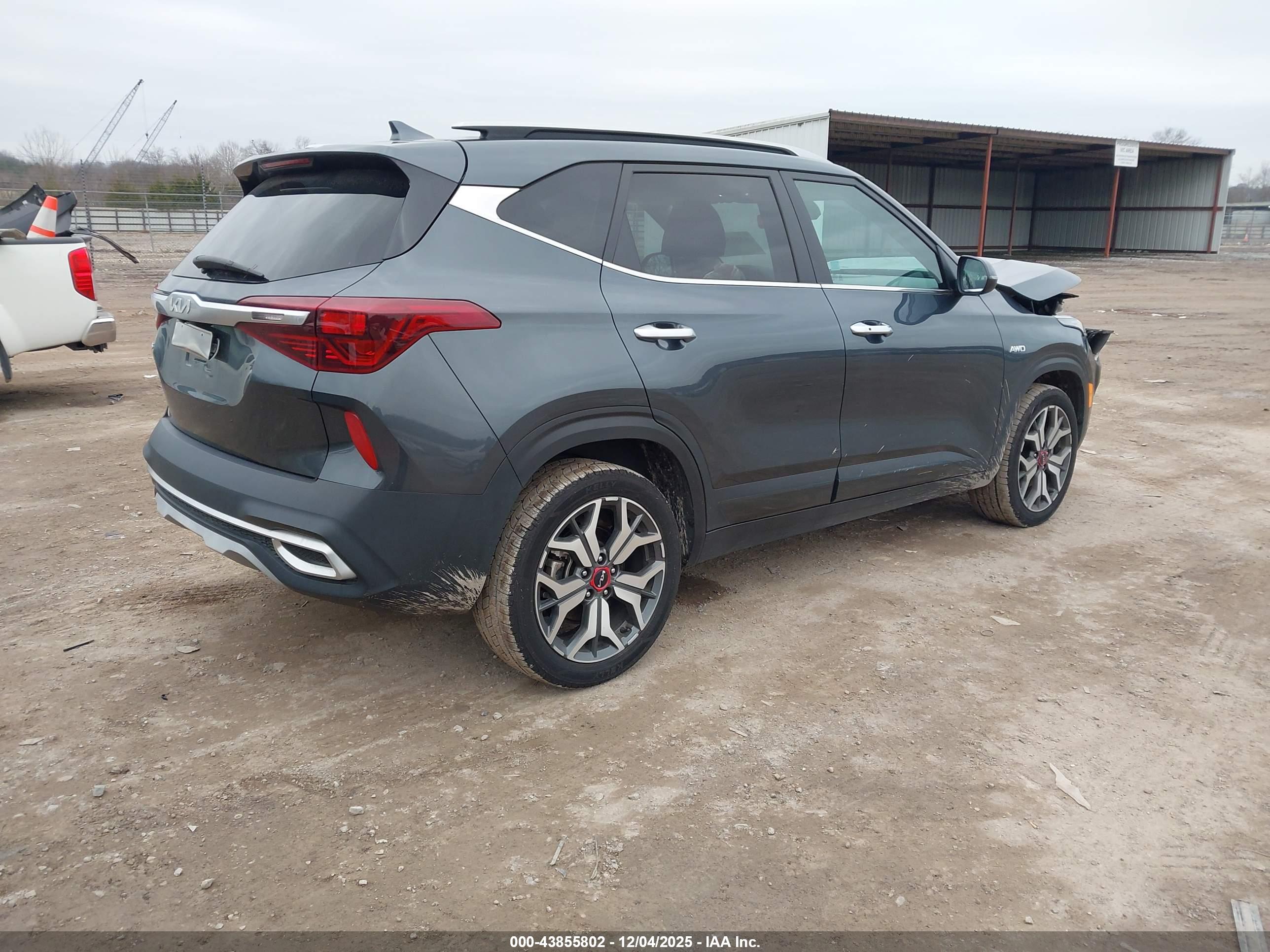 KIA SELTOS image 4