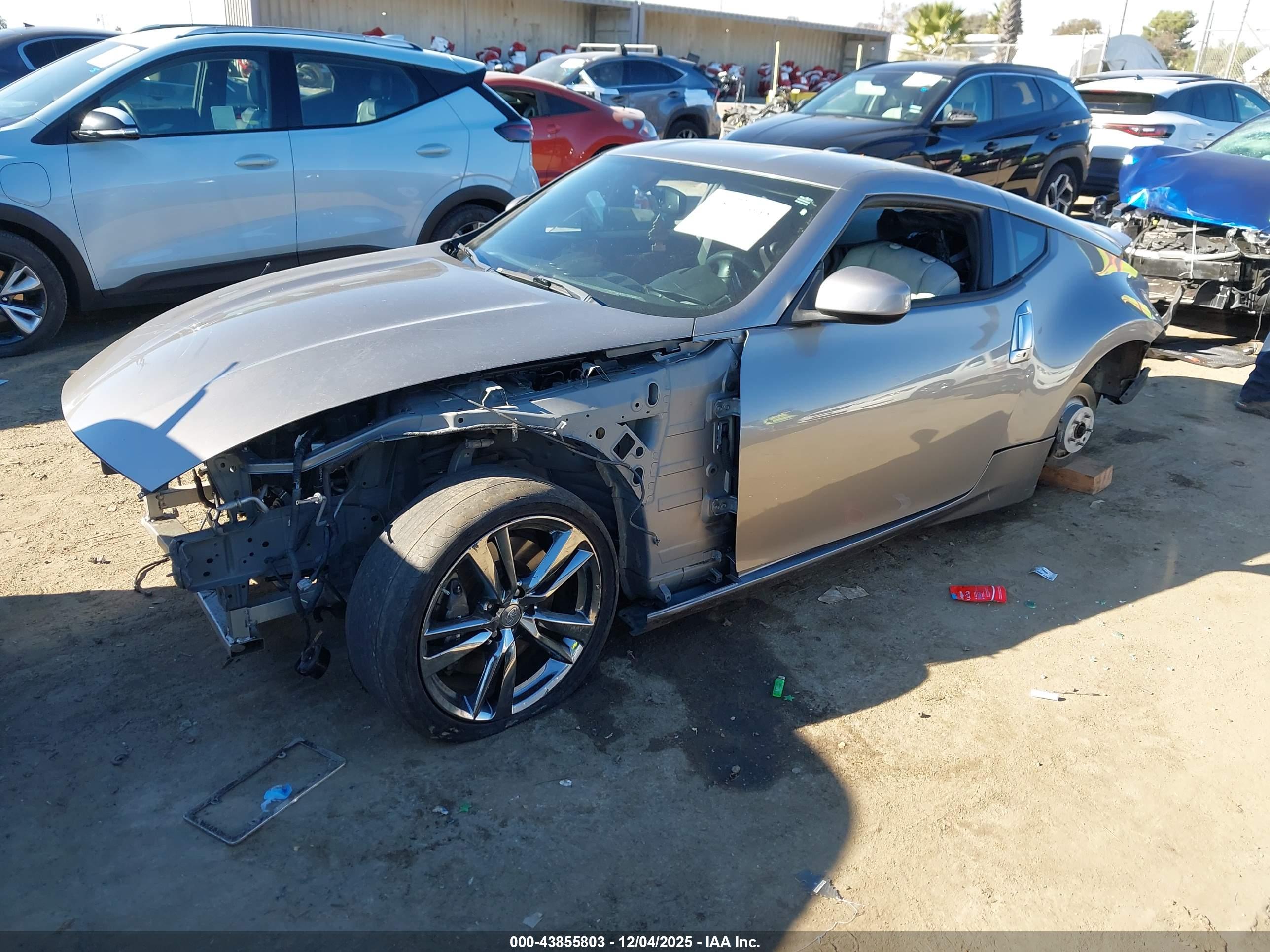 NISSAN 370Z image 2