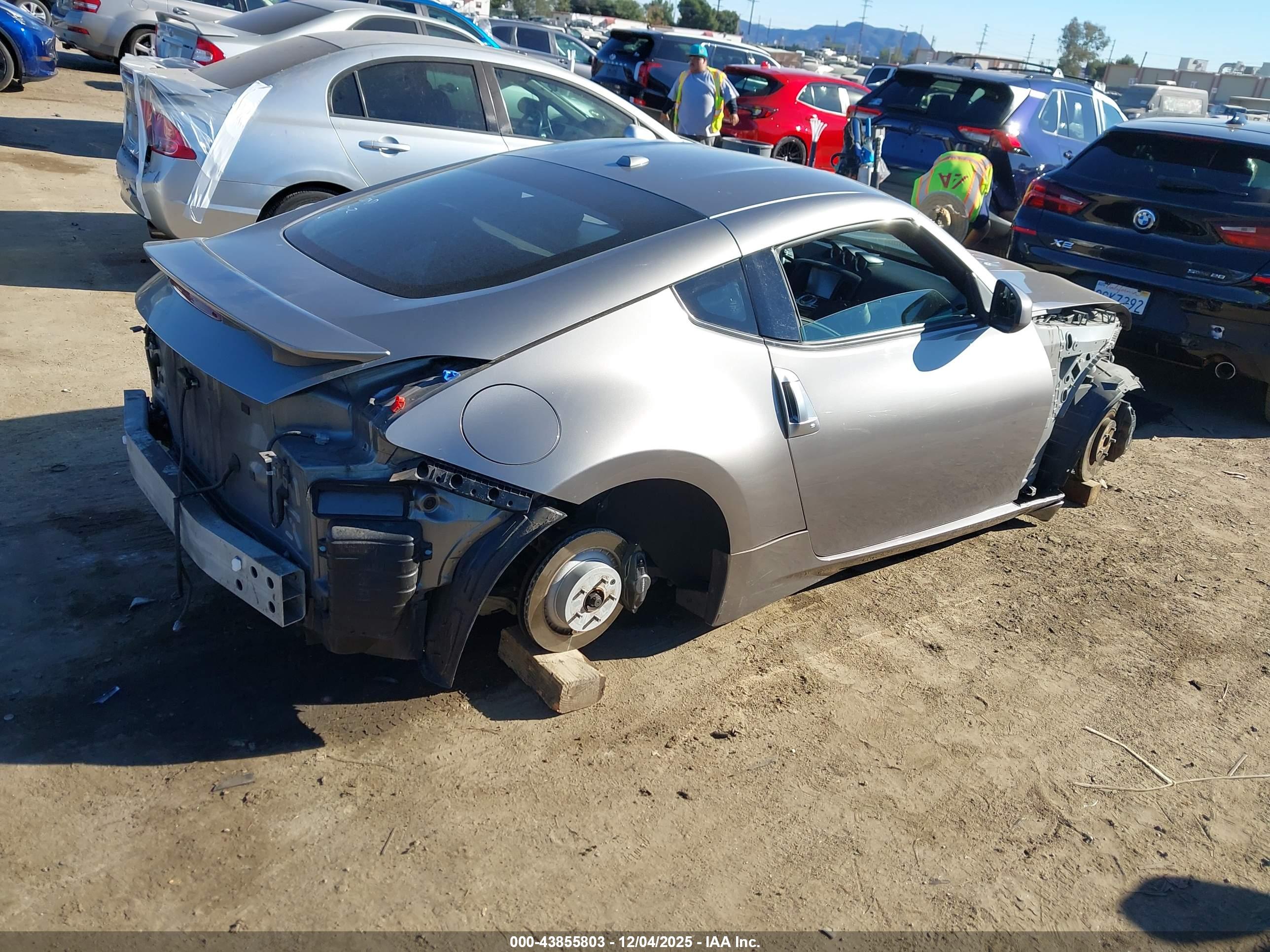 NISSAN 370Z image 4