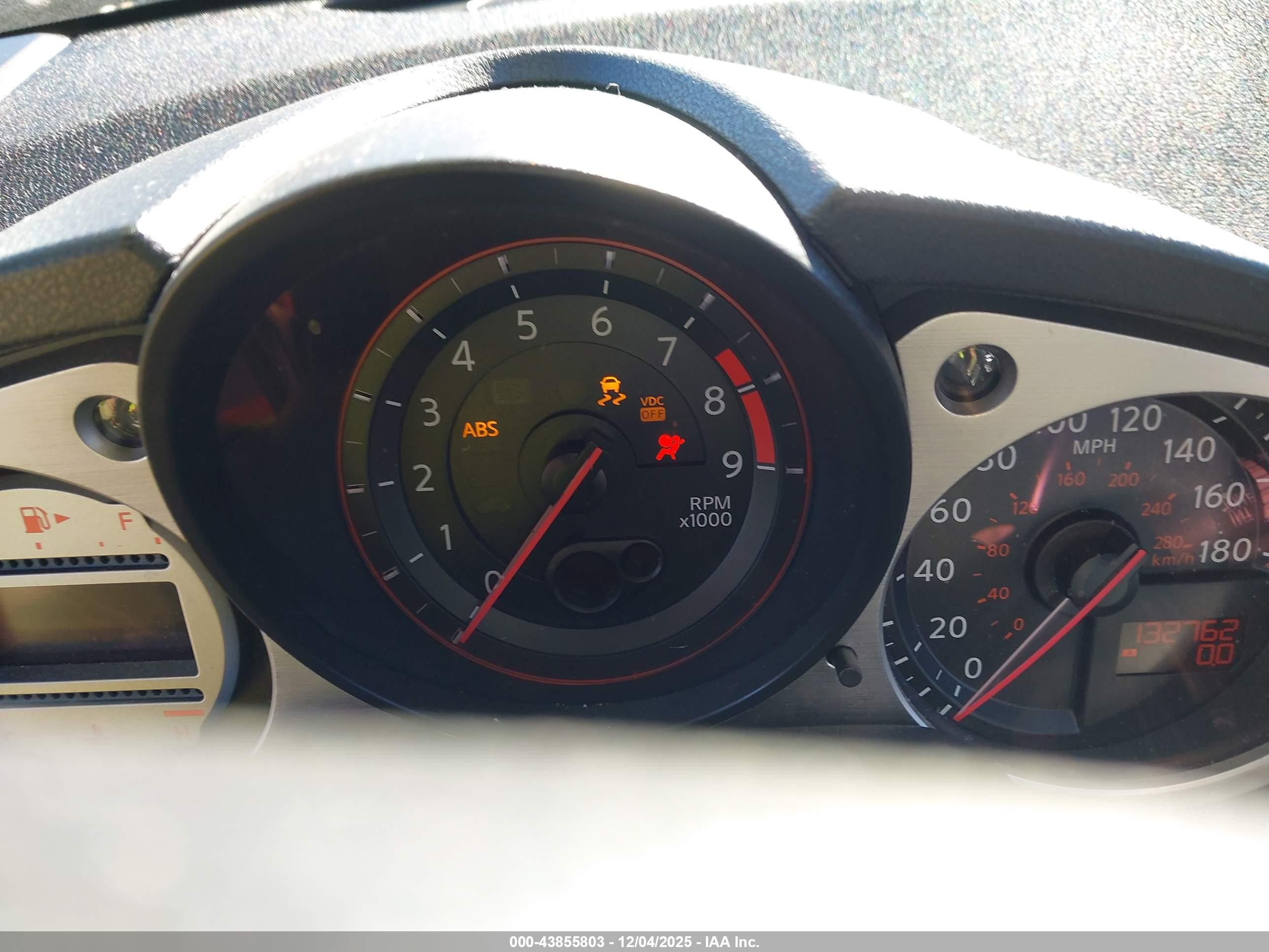 NISSAN 370Z image 7