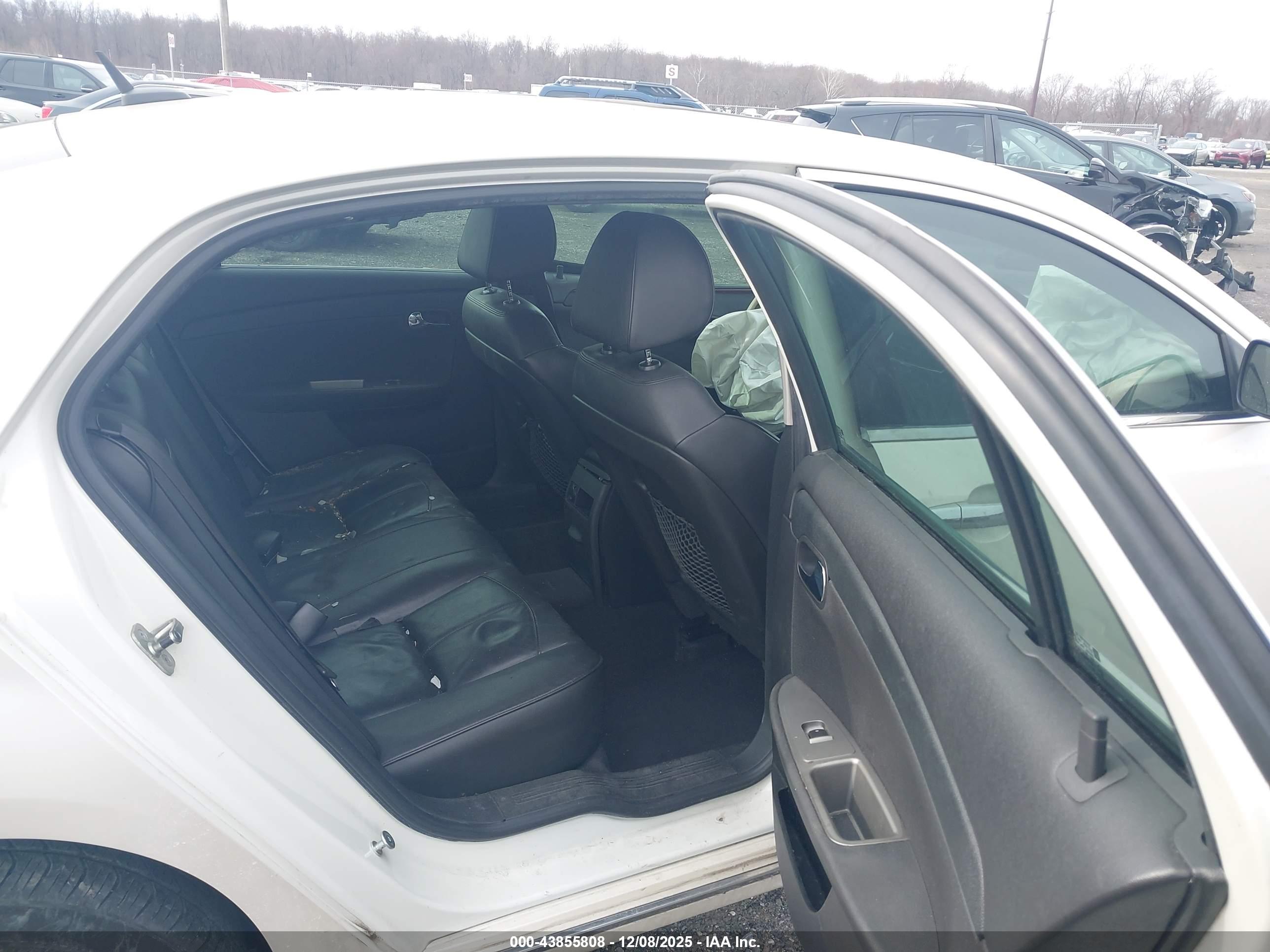 CHEVROLET MALIBU image 8