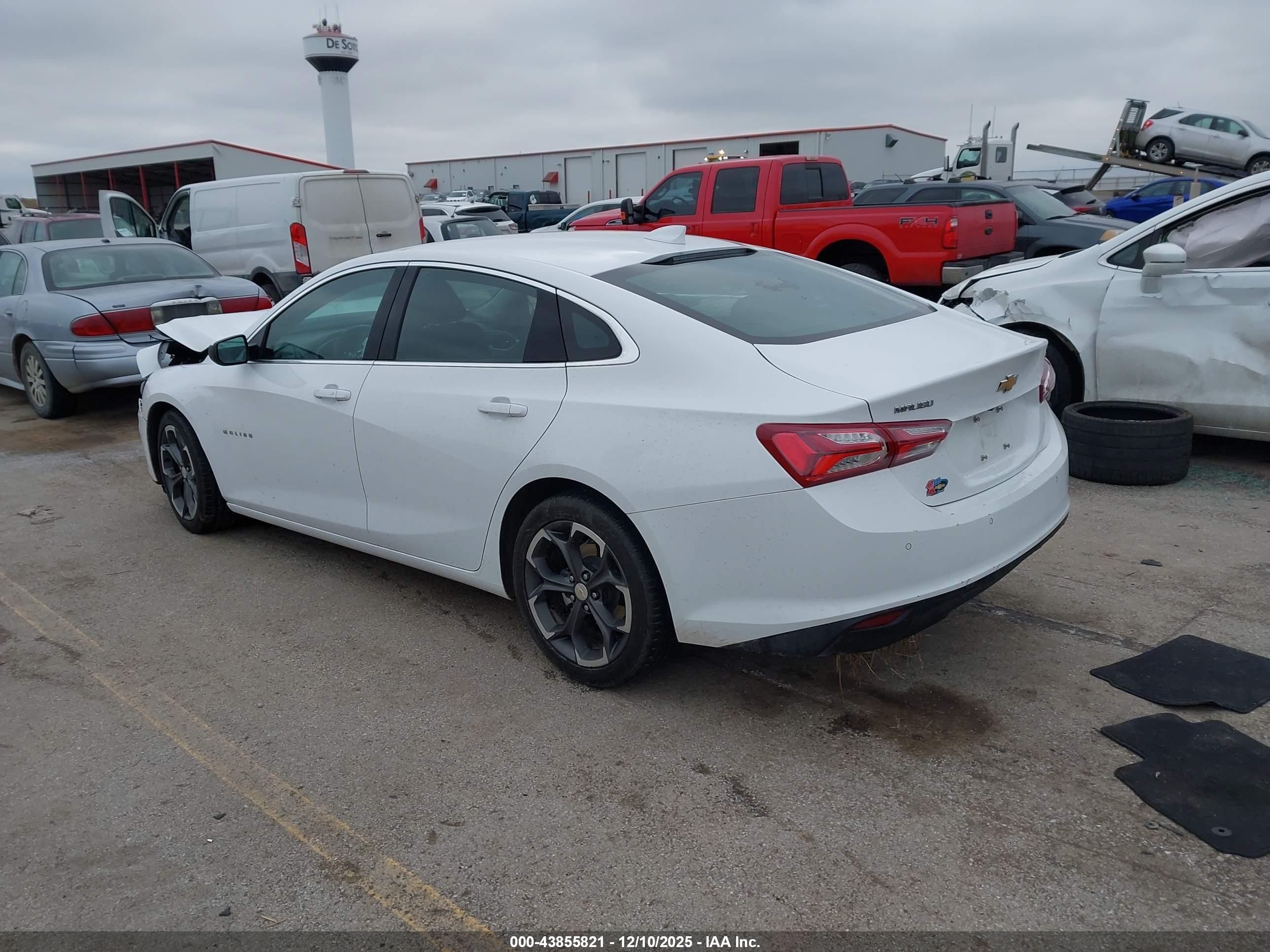 CHEVROLET MALIBU image 3