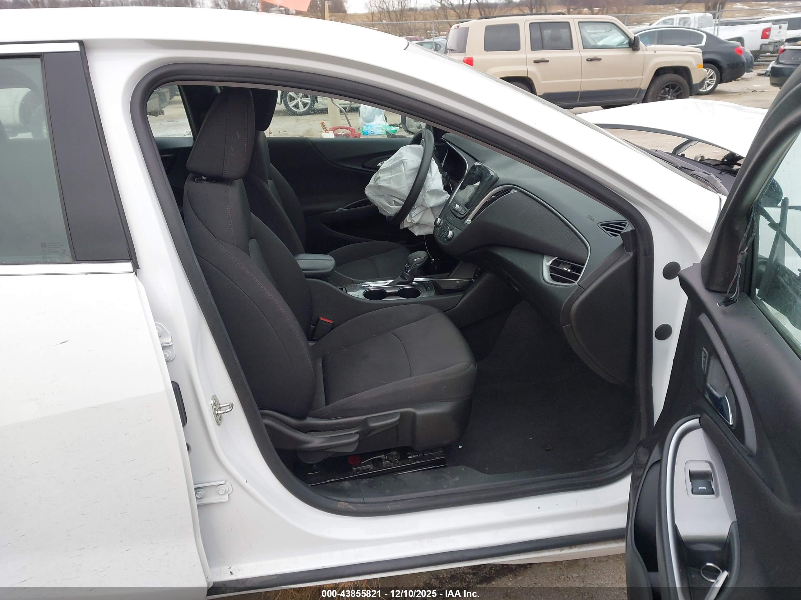 CHEVROLET MALIBU image 5