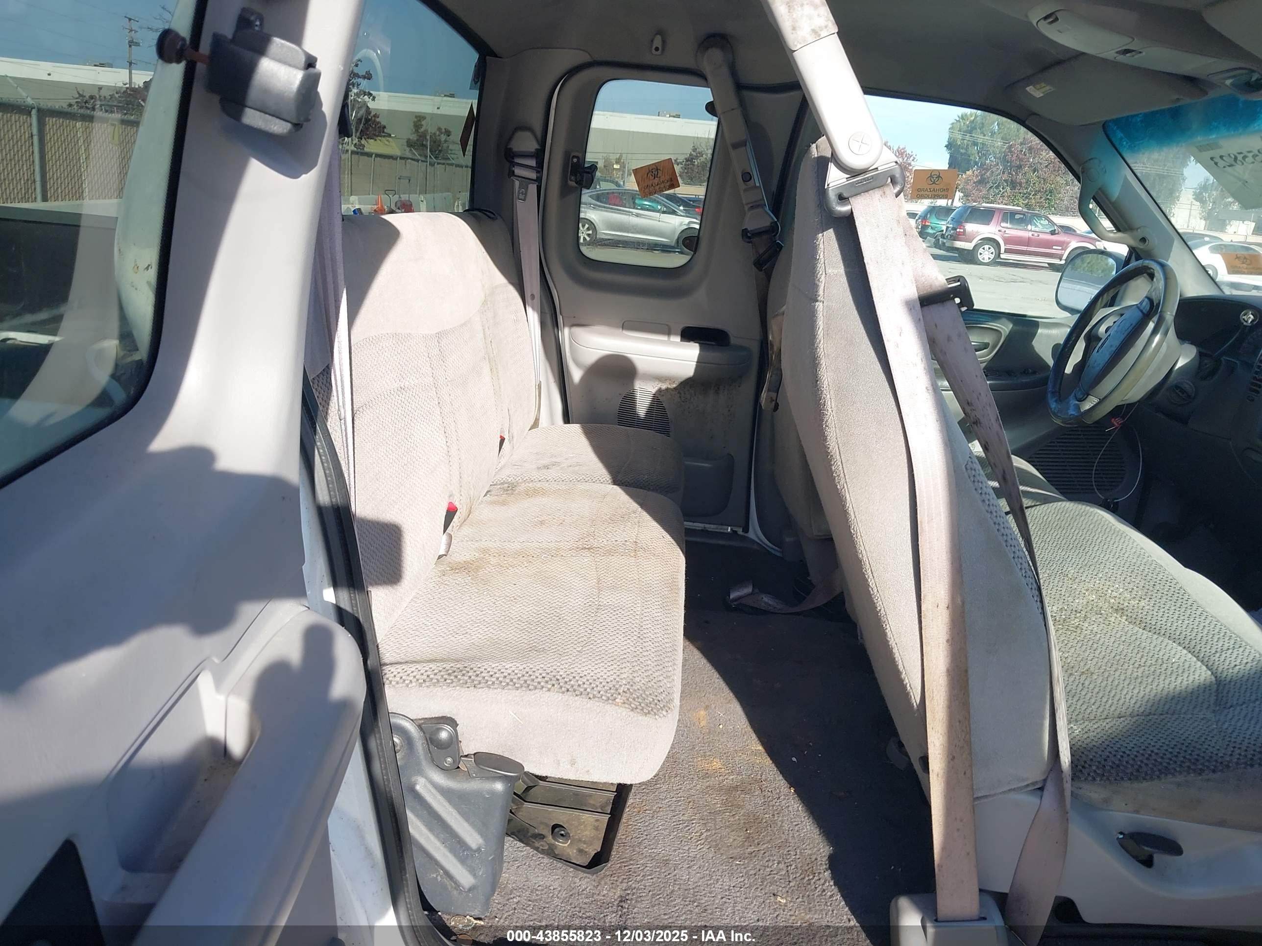 FORD F-150 image 8