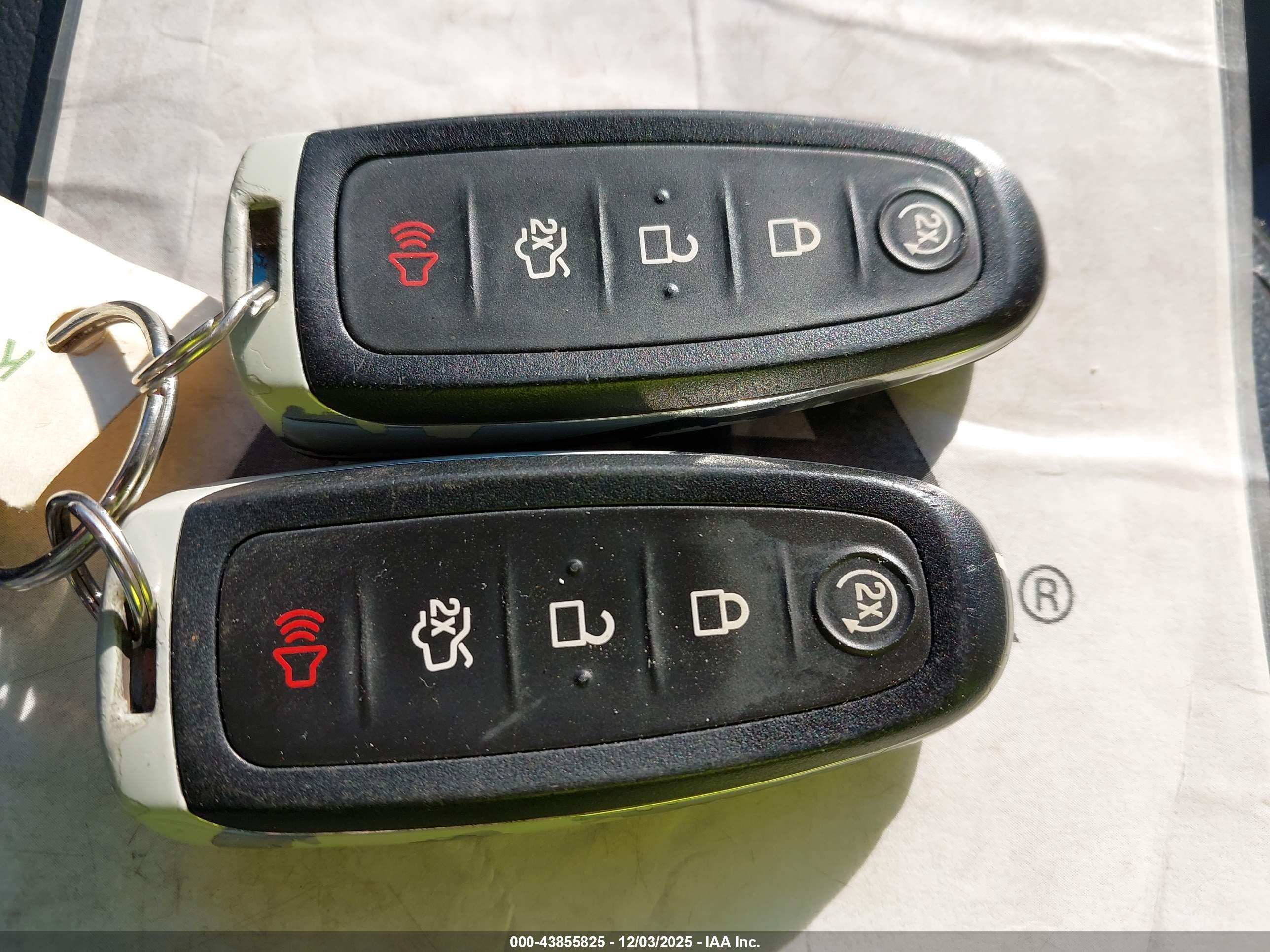 FORD EXPLORER image 11