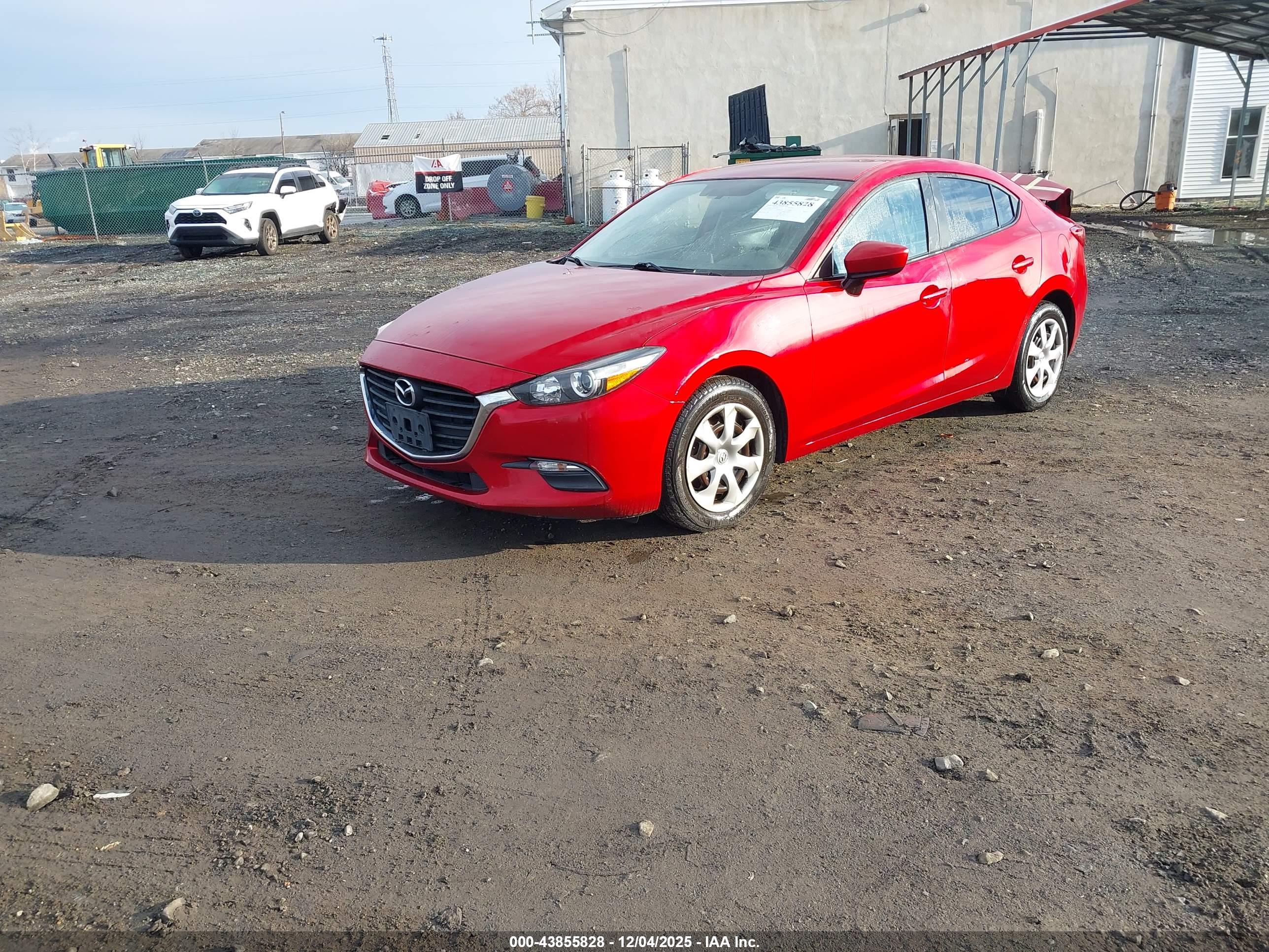 MAZDA MAZDA3 image 2