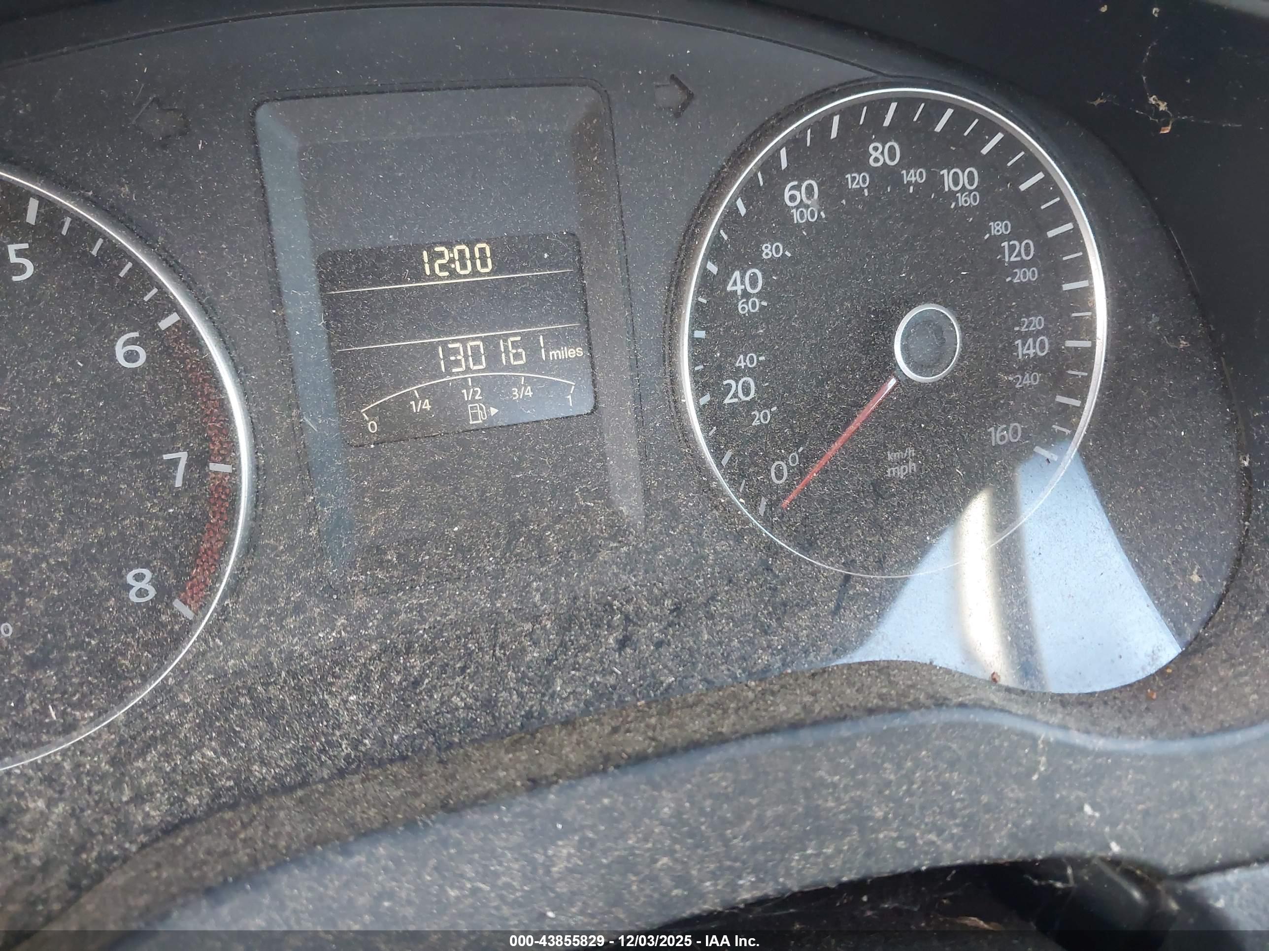 VOLKSWAGEN JETTA image 7