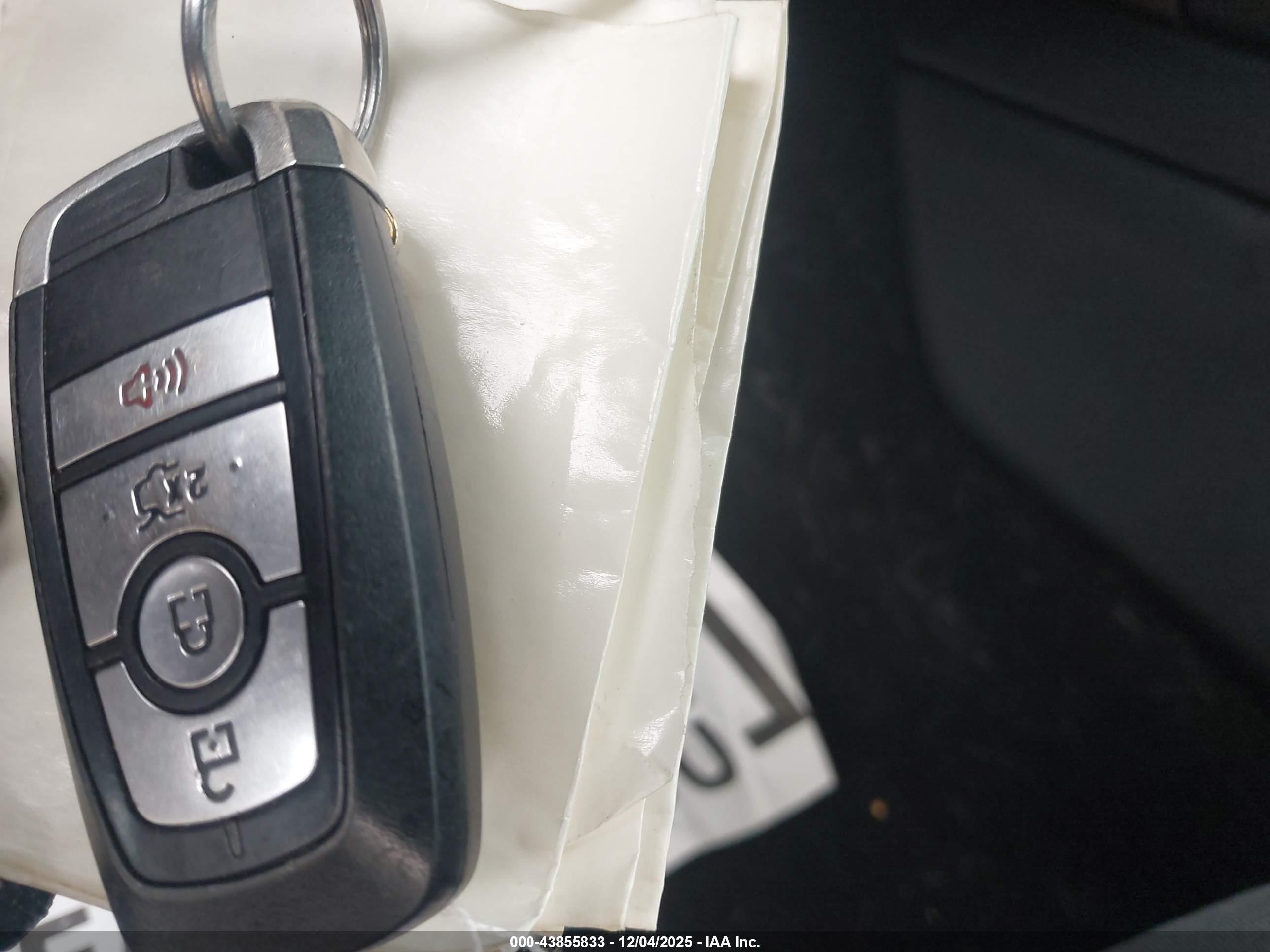FORD MUSTANG image 11