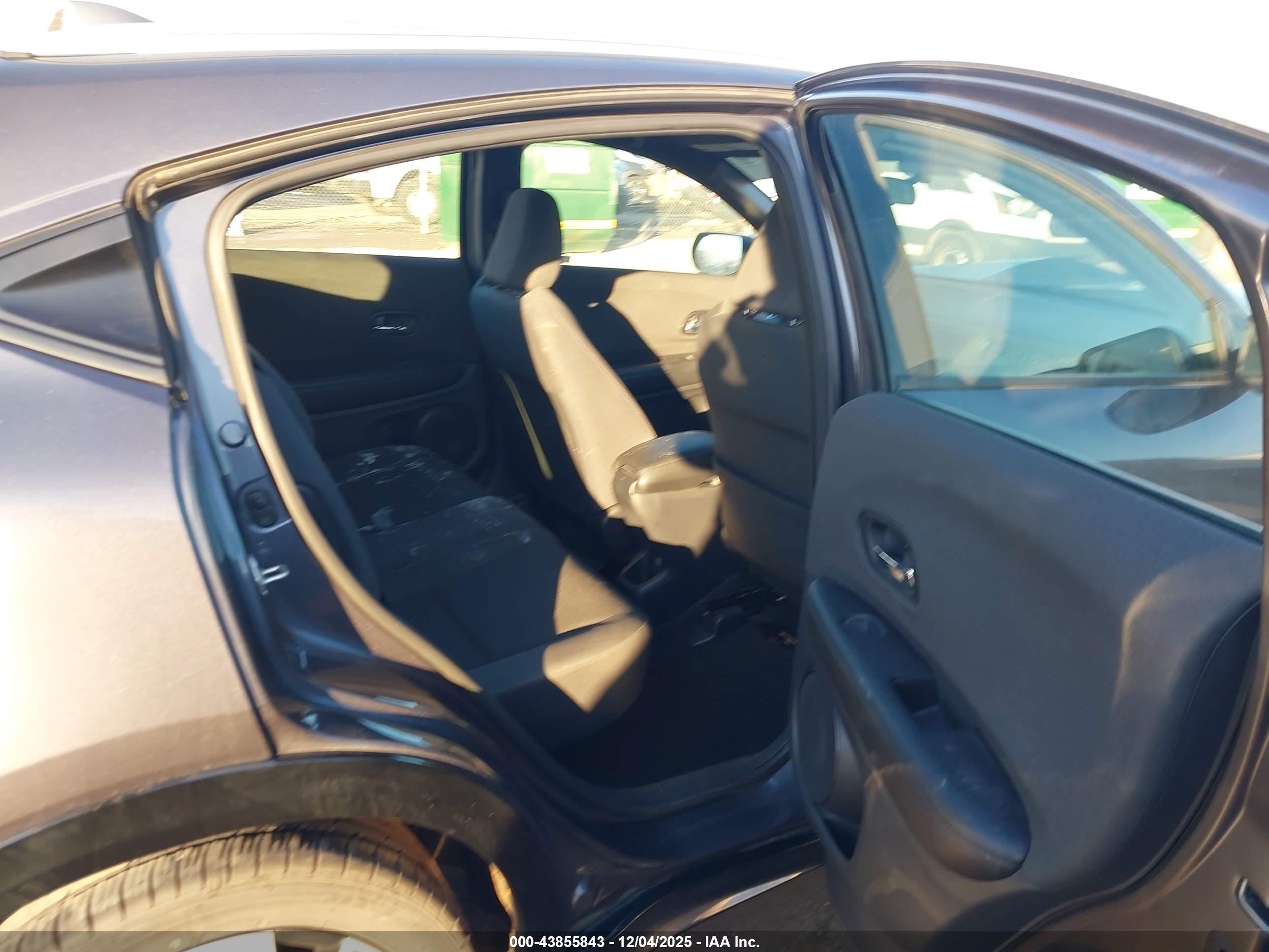 HONDA HR-V image 8