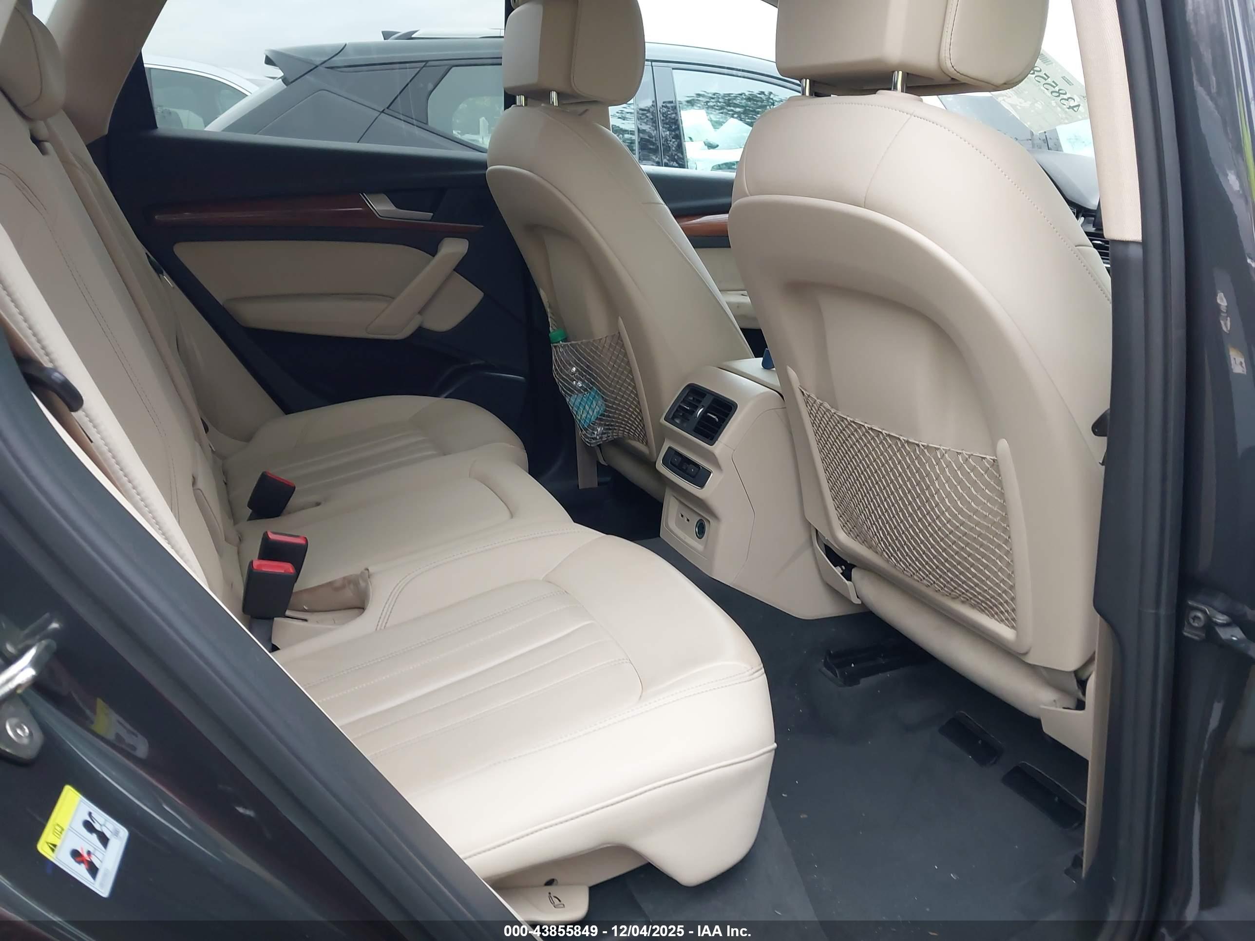 AUDI Q5 image 8