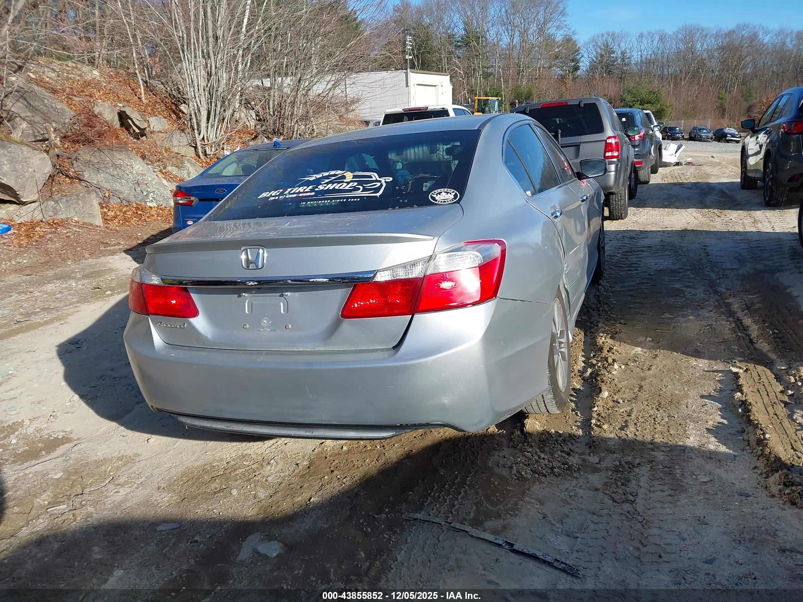 HONDA ACCORD image 4